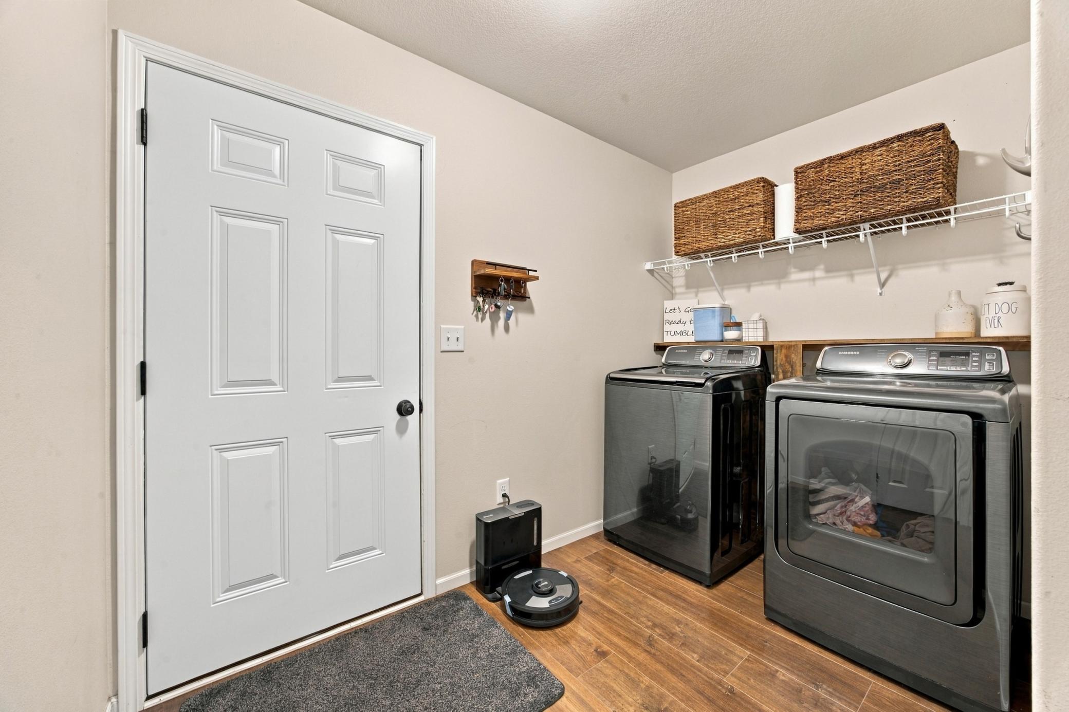 2018 single family home for sale at 5545 8th Street W in West Fargo, ND — 4 bed, 3 bath (photo 32 of 34)