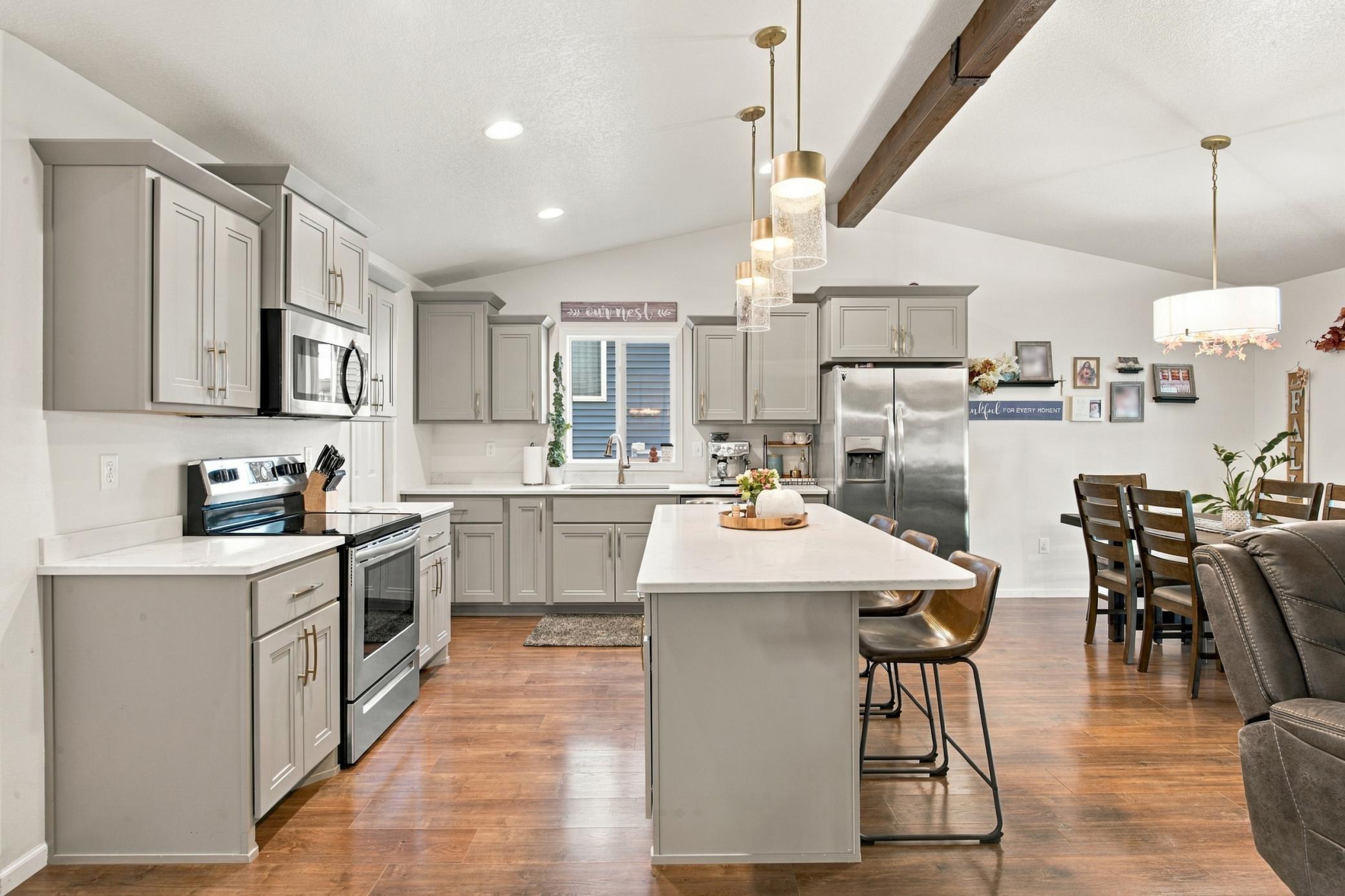 2018 single family home for sale at 5545 8th Street W in West Fargo, ND — 4 bed, 3 bath (photo 9 of 34)