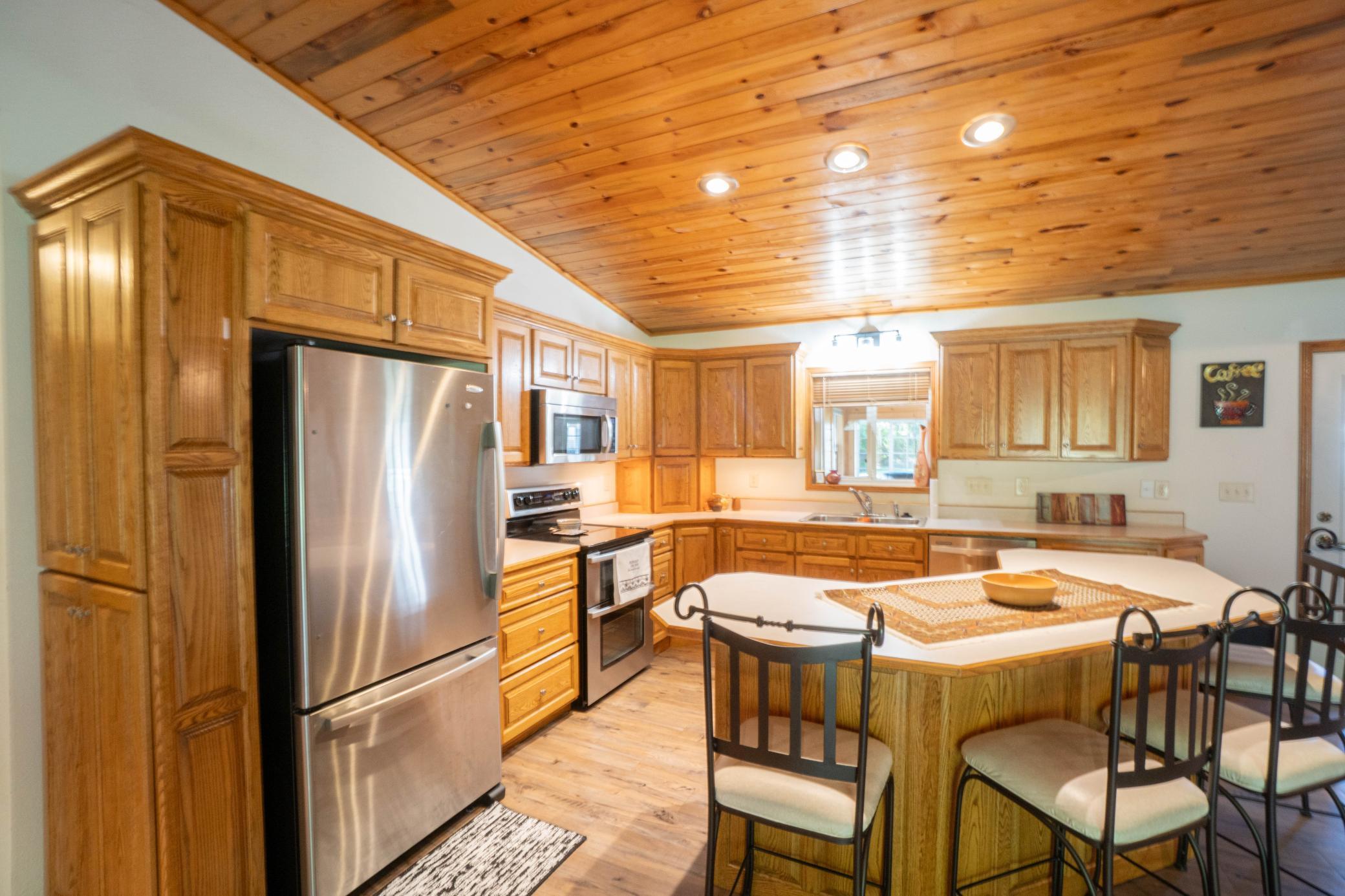 2010 single family home for sale at 424 Walker Avenue S in New York Mills, MN — 3 bed, 2 bath (photo 13 of 32)