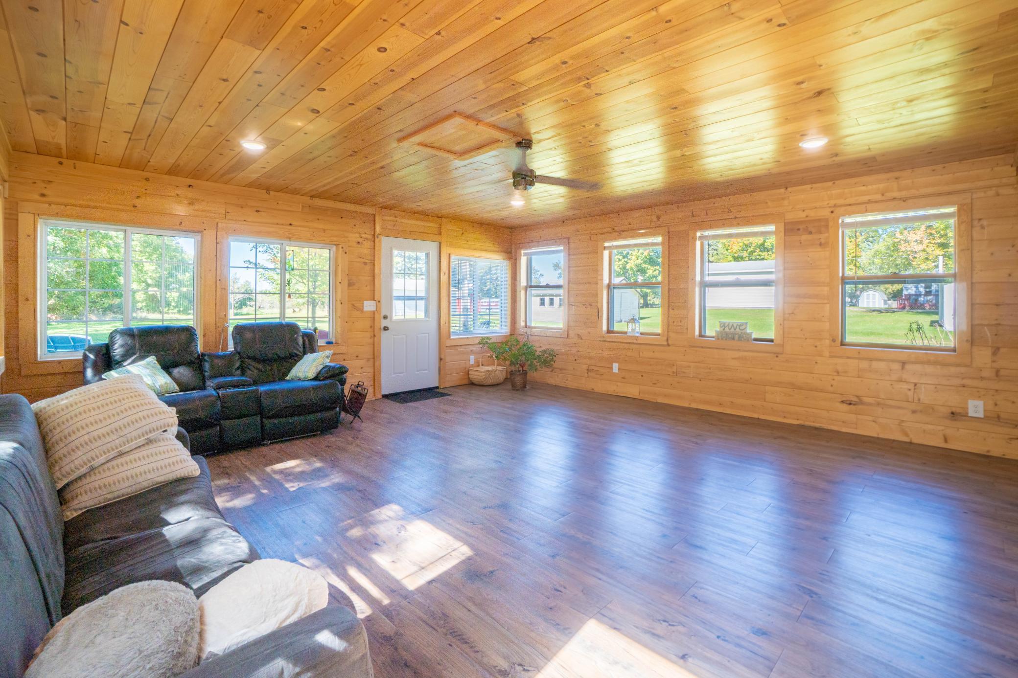 2010 single family home for sale at 424 Walker Avenue S in New York Mills, MN — 3 bed, 2 bath (photo 21 of 32)