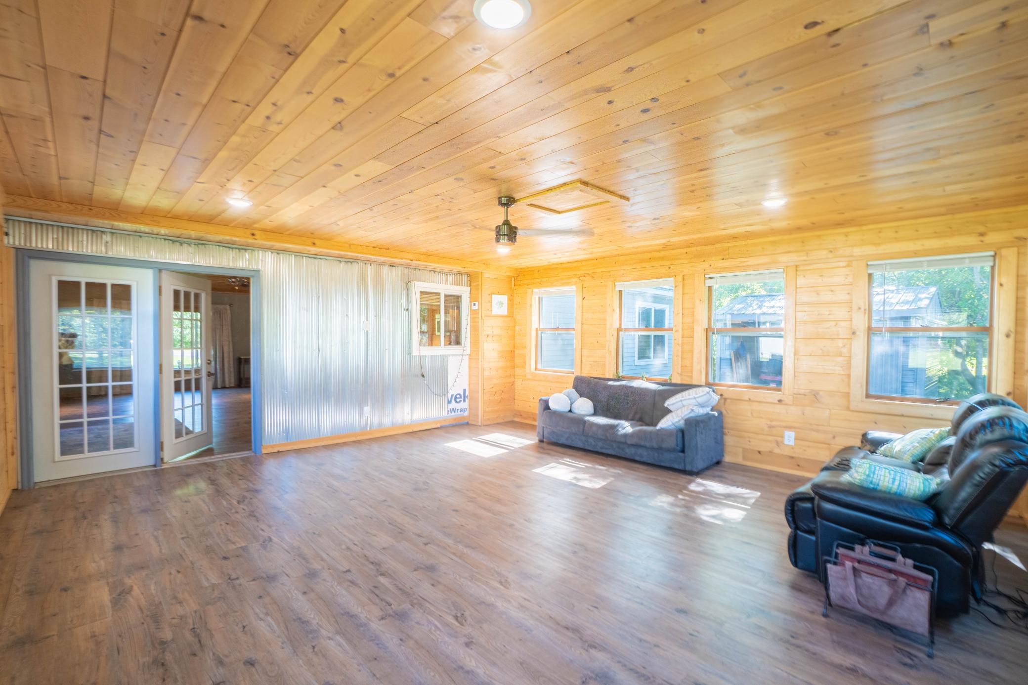2010 single family home for sale at 424 Walker Avenue S in New York Mills, MN — 3 bed, 2 bath (photo 22 of 32)