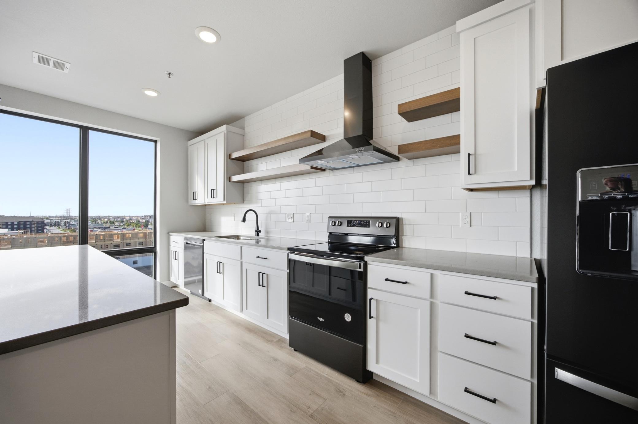 2024 condo for sale at 4470 24th Avenue S, Unit 605 in Fargo, ND — 2 bed, 2 bath (photo 3 of 26)