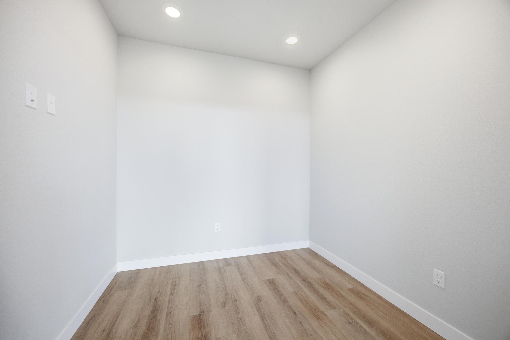 2024 condo for sale at 4470 24th Avenue S, Unit 605 in Fargo, ND — 2 bed, 2 bath (photo 6 of 26)