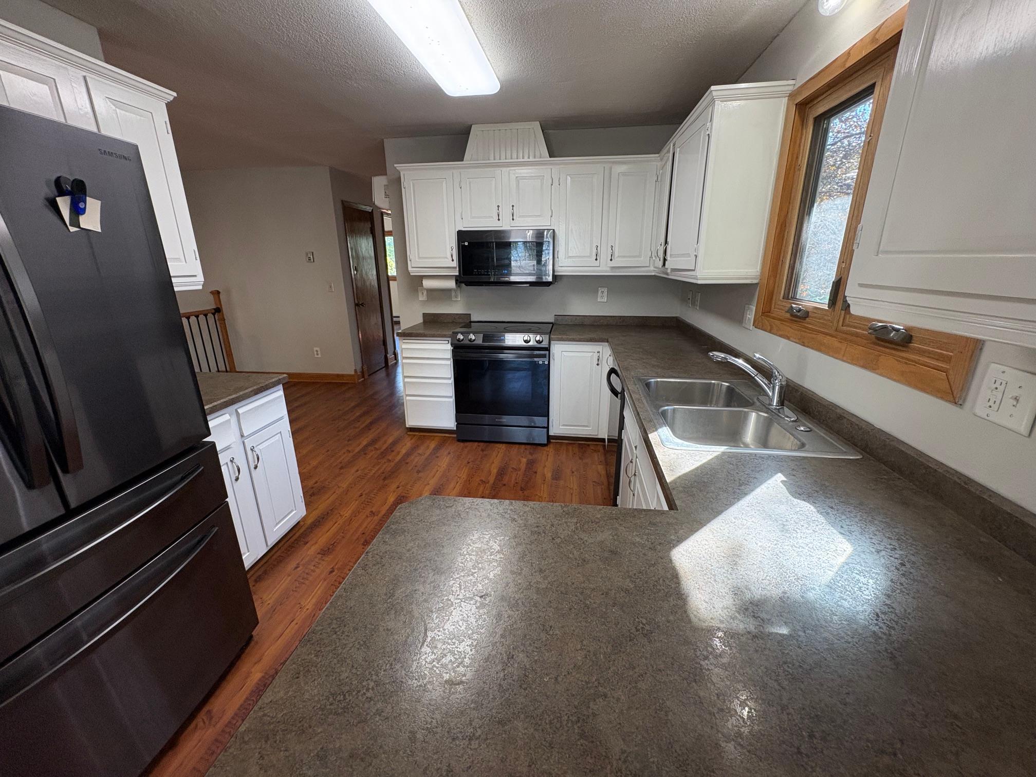 1978 single family home for sale at 507 18th Avenue N in Wahpeton, ND — 4 bed, 2 bath (photo 13 of 41)