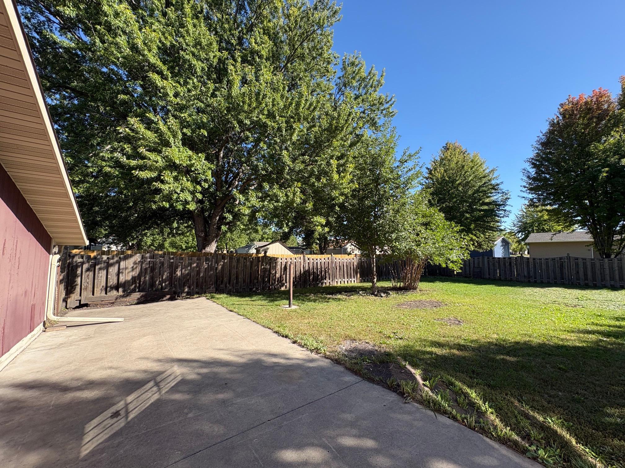 1978 single family home for sale at 507 18th Avenue N in Wahpeton, ND — 4 bed, 2 bath (photo 39 of 41)