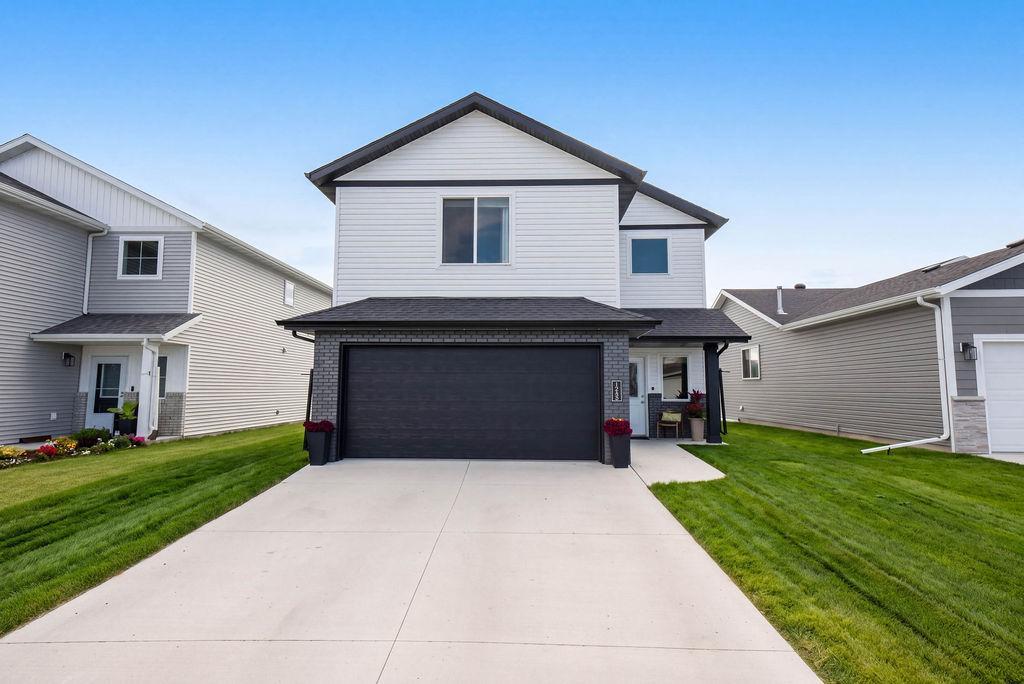 1235 Rachel Drive W, West Fargo, ND