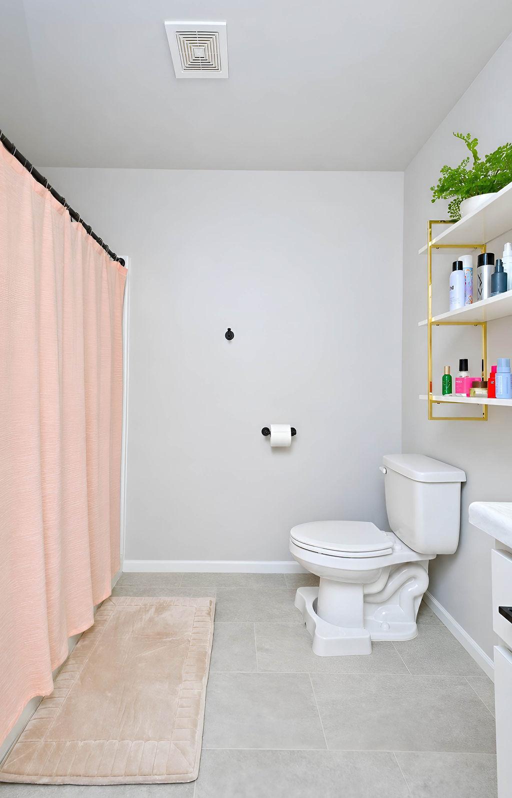 2023 single family home for sale at 1235 Rachel Drive W in West Fargo, ND — 3 bed, 3 bath (photo 23 of 39)