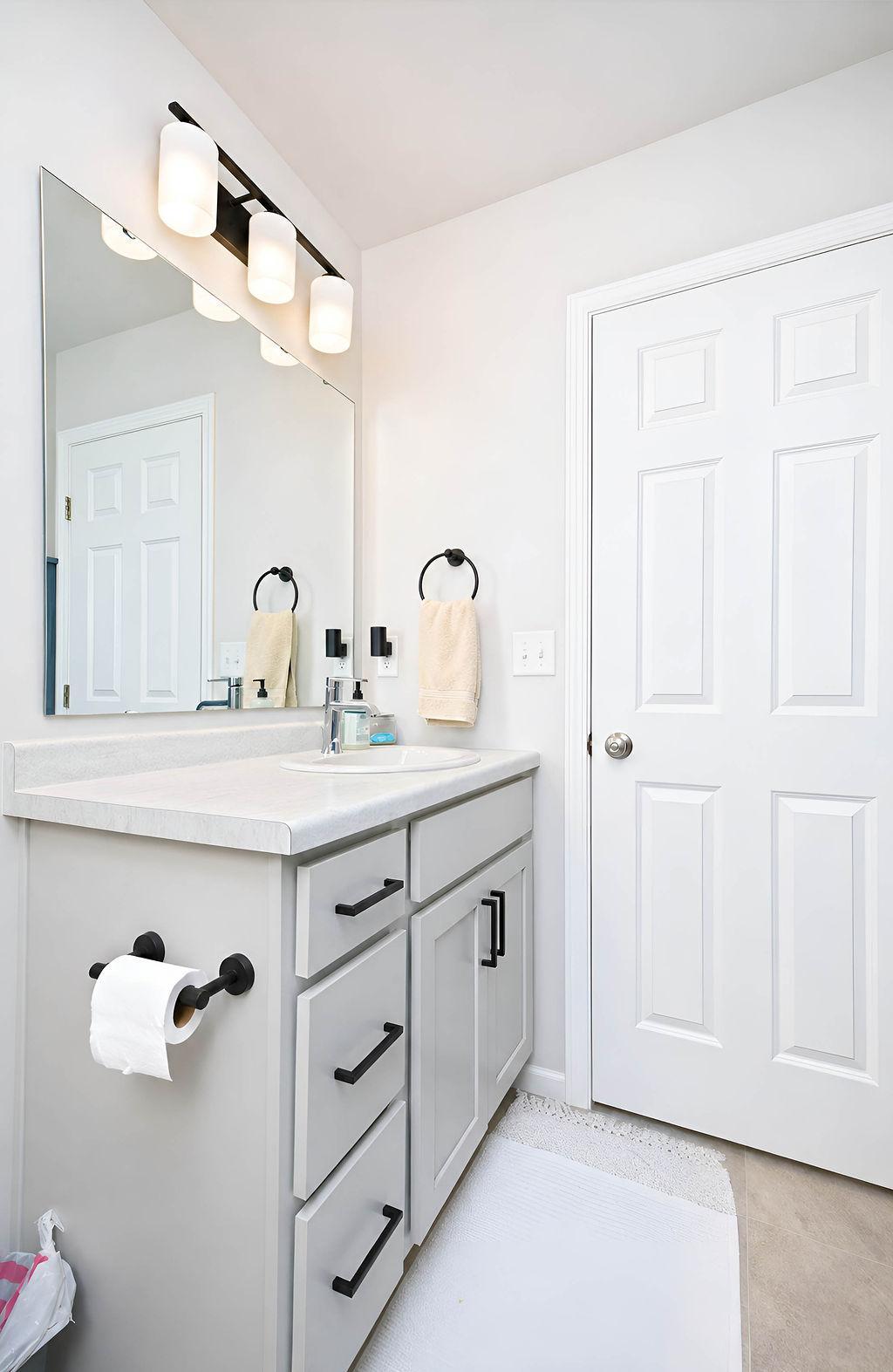 2023 single family home for sale at 1235 Rachel Drive W in West Fargo, ND — 3 bed, 3 bath (photo 28 of 39)