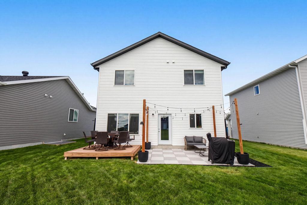 2023 single family home for sale at 1235 Rachel Drive W in West Fargo, ND — 3 bed, 3 bath (photo 34 of 39)