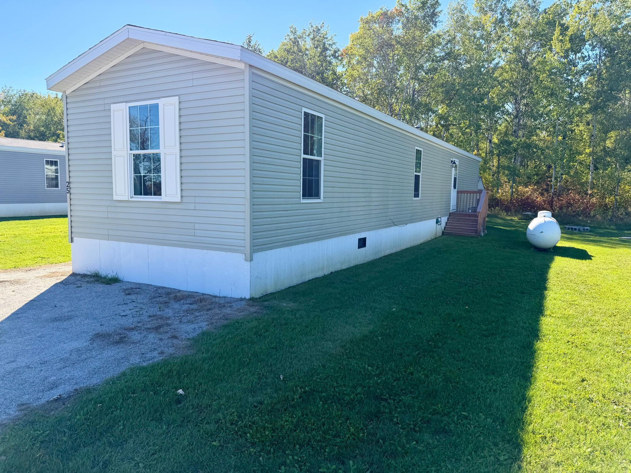 2023 single family home for sale at 52170 State Hwy 11, Lot 25 in Salol, MN — 2 bed, 2 bath (photo 2 of 14)