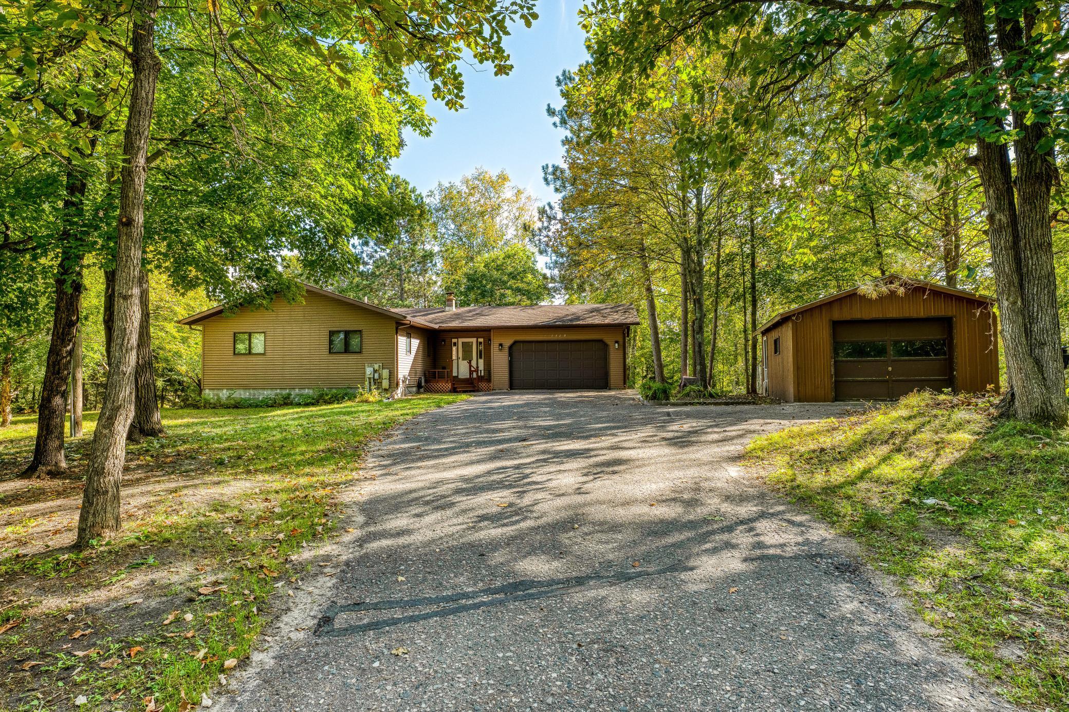 1993 single family home for sale at 5150 Sherman Drive NE in Bemidji, MN — 4 bed, 3 bath (photo 33 of 49)