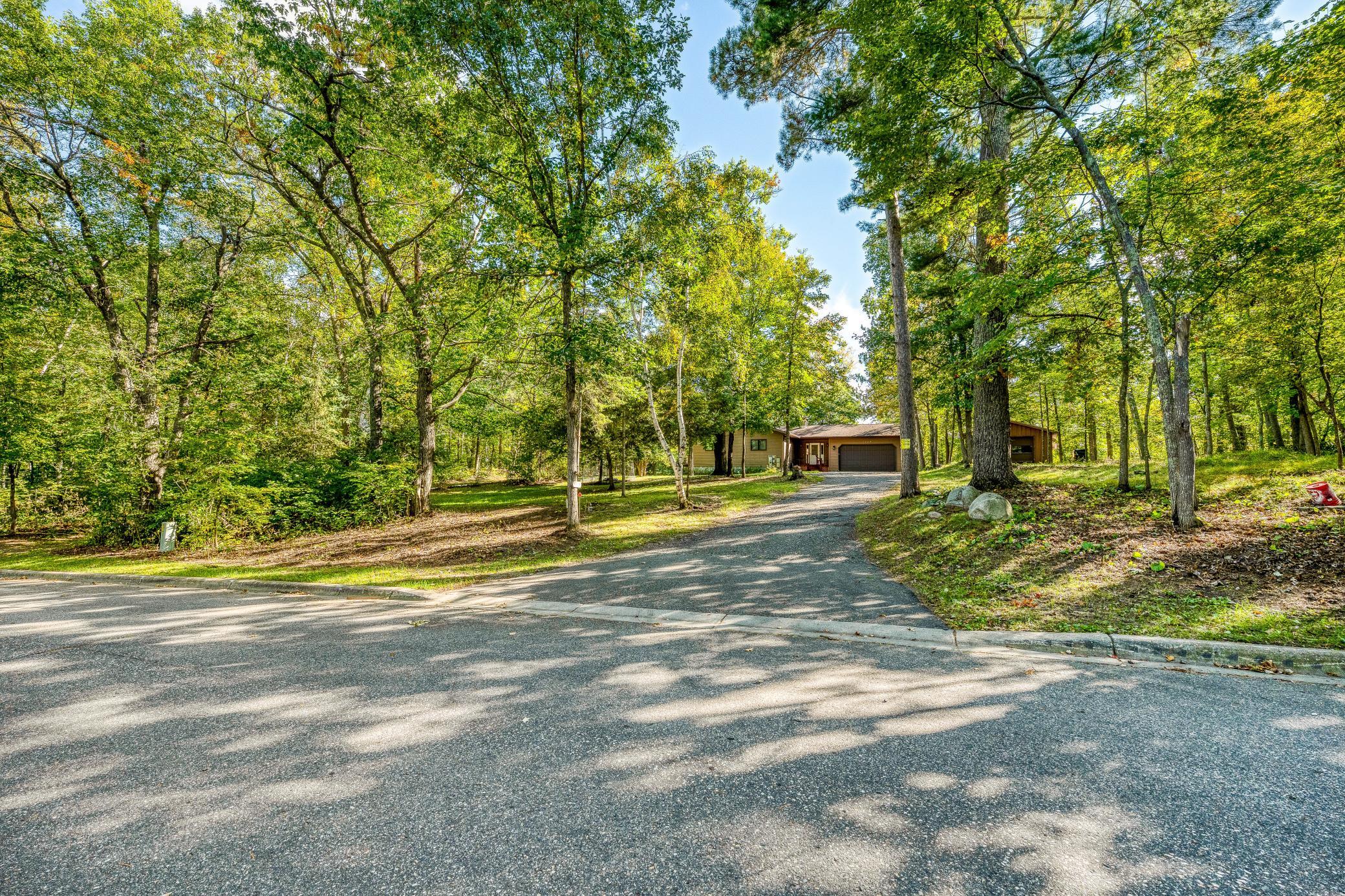 1993 single family home for sale at 5150 Sherman Drive NE in Bemidji, MN — 4 bed, 3 bath (photo 34 of 49)