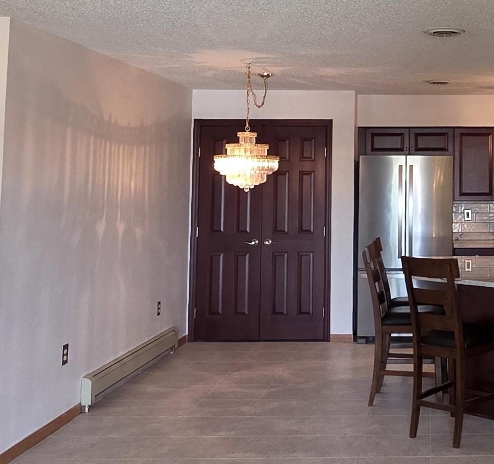 1994 home for sale at 215 3rd Avenue NE in Valley City, ND — 2 bed, 1 bath (photo 9 of 30)