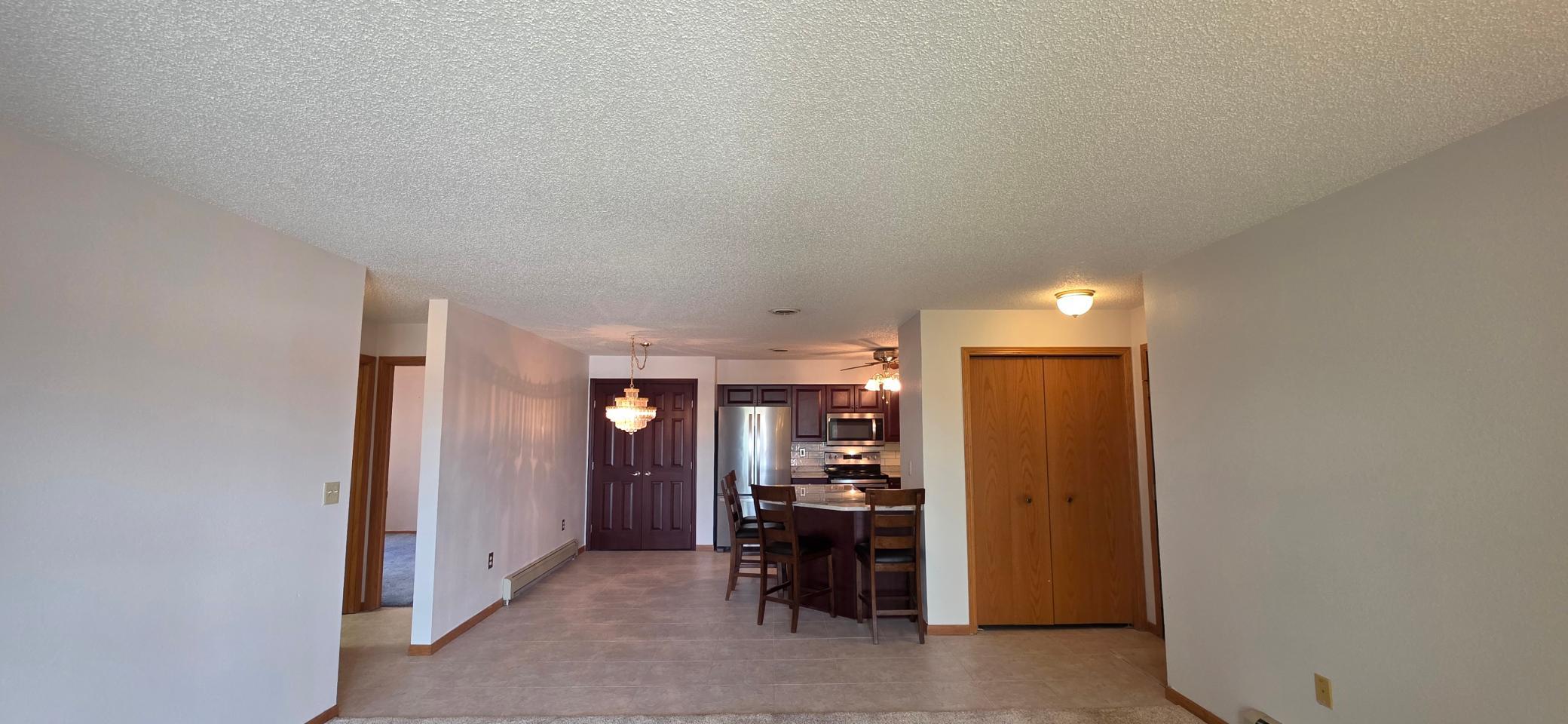 1994 home for sale at 215 3rd Avenue NE in Valley City, ND — 2 bed, 1 bath (photo 10 of 30)