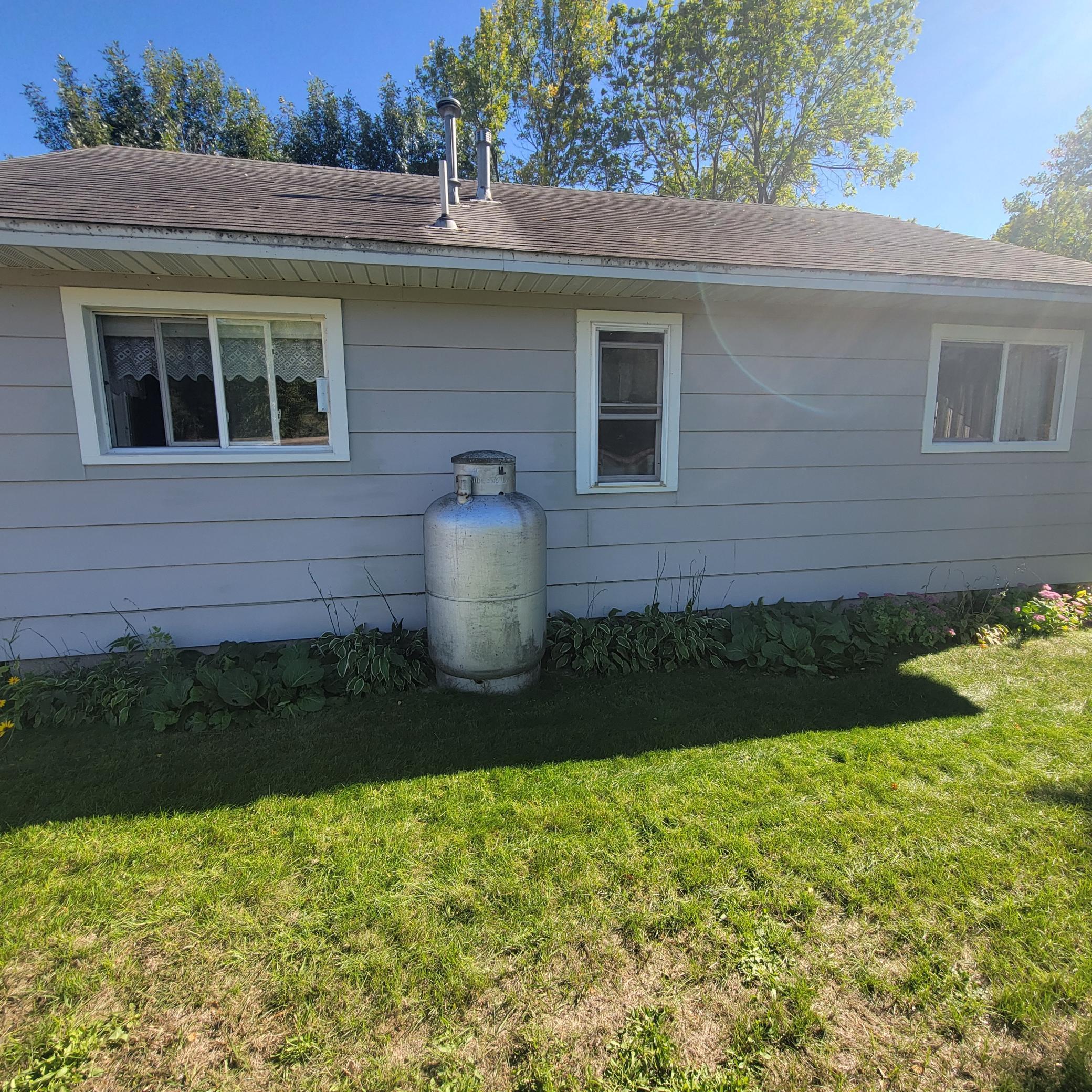 1930 single family home for sale at 38576 Walker Lake Drive in Richville, MN — 2 bed, 1 bath (photo 3 of 15)