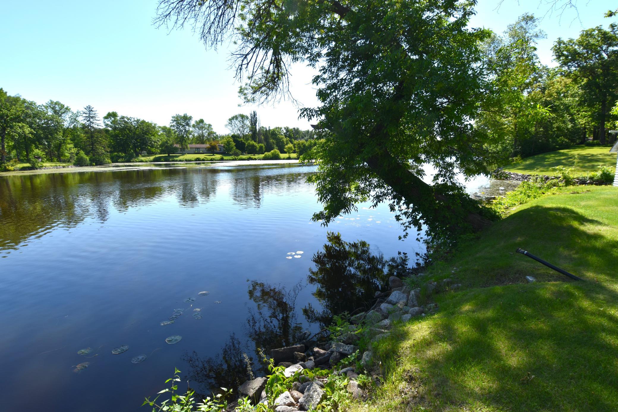 1950 single family home for sale at 1217 Taft Street E in Thief River Falls, MN — 3 bed, 2 bath (photo 4 of 40)