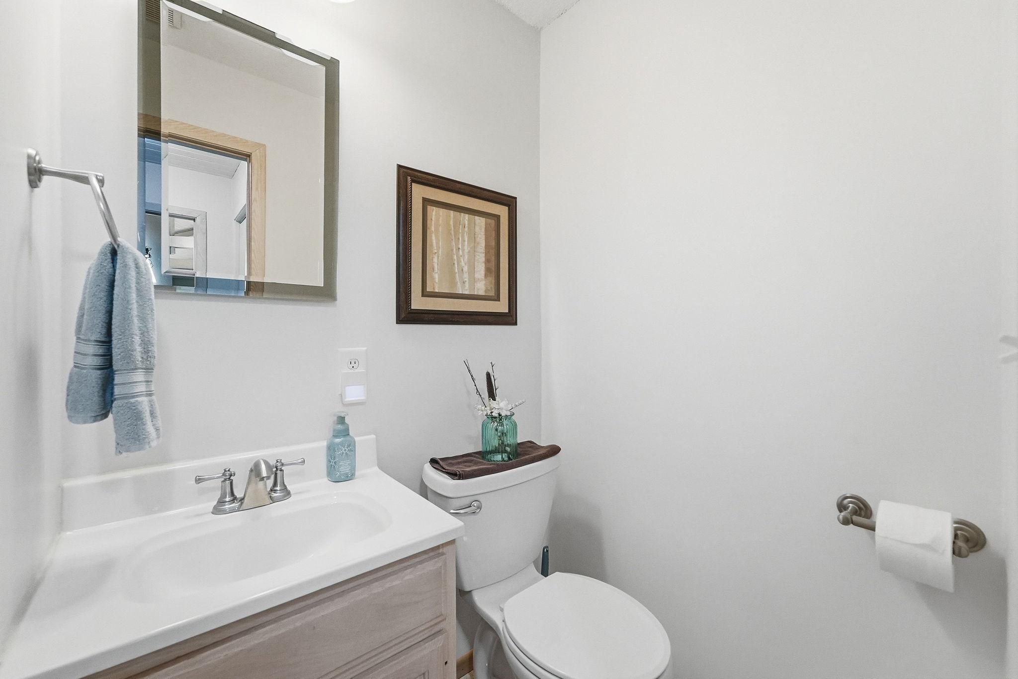 1978 single family home for sale at 4366 Country Shores SW in Alexandria, MN — 4 bed, 3 bath (photo 13 of 49)