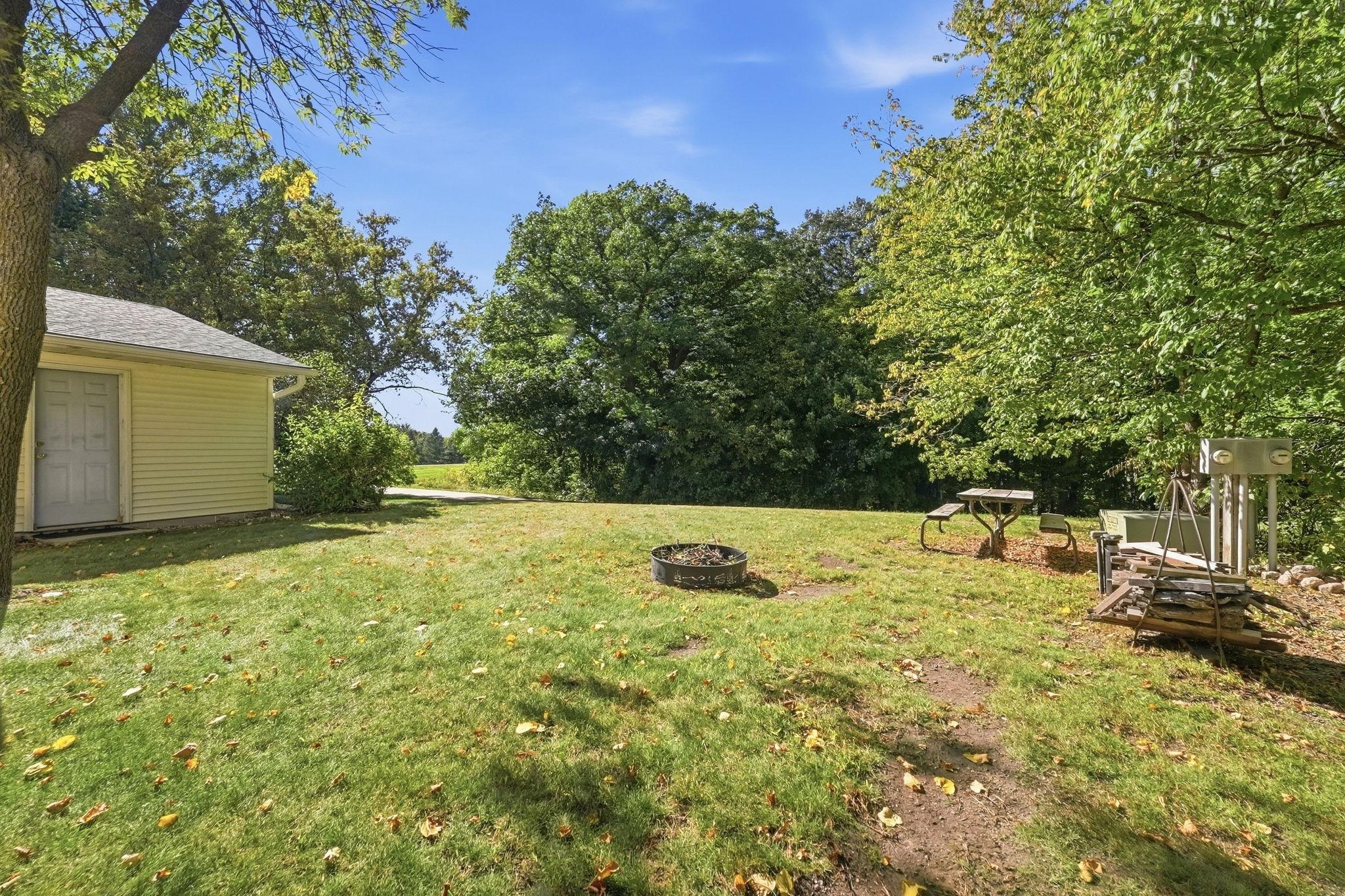 1978 single family home for sale at 4366 Country Shores SW in Alexandria, MN — 4 bed, 3 bath (photo 36 of 49)