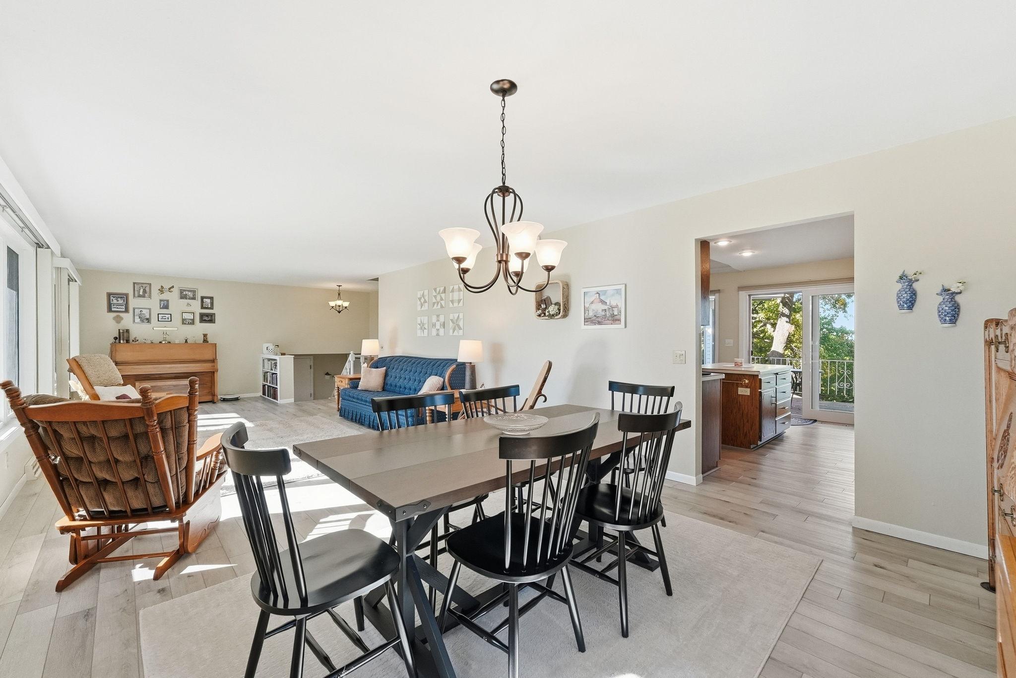 1978 single family home for sale at 4366 Country Shores SW in Alexandria, MN — 4 bed, 3 bath (photo 7 of 49)