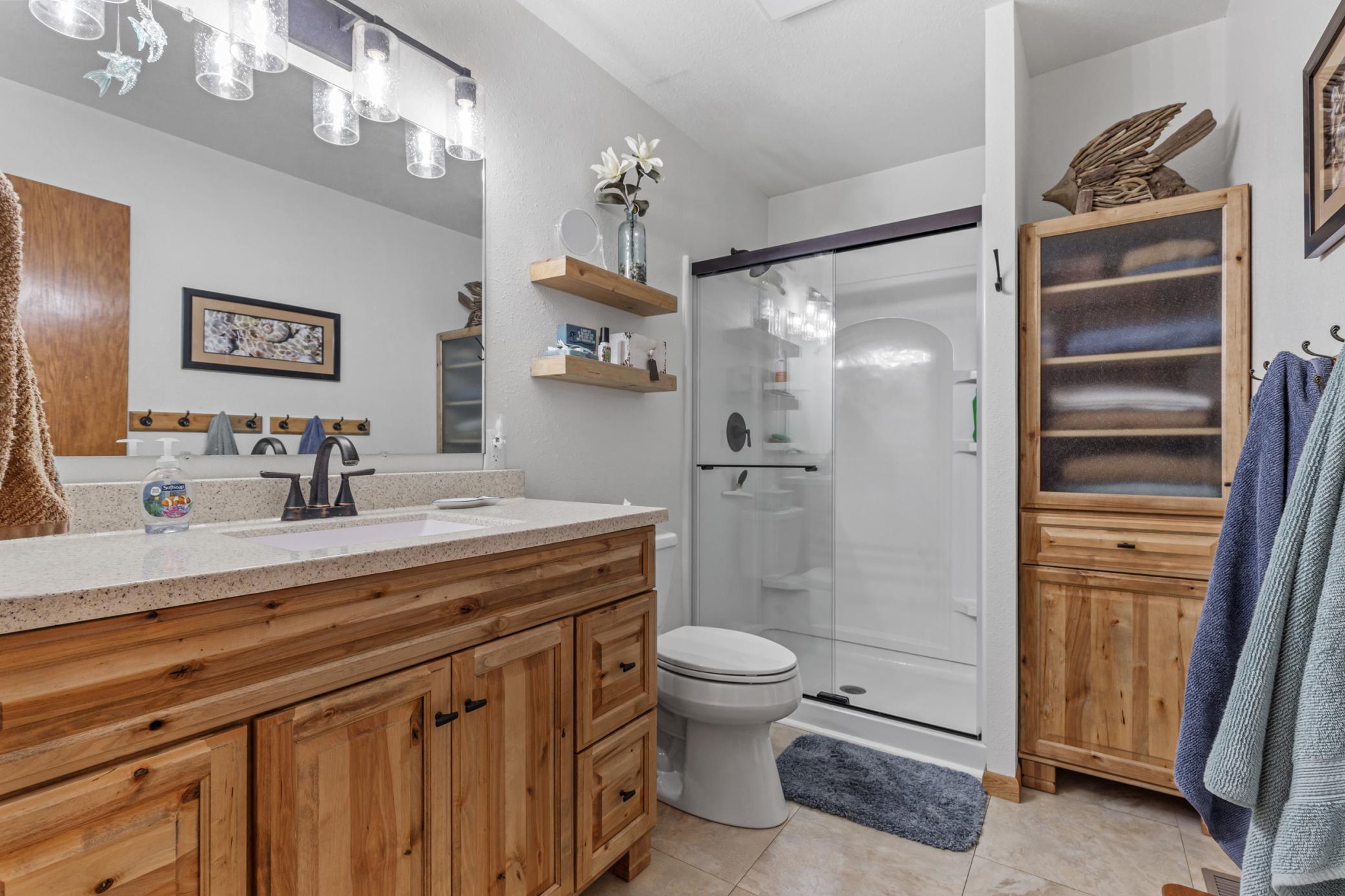 1978 single family home for sale at 14220 Globstad Beach Road in Lake Park, MN — 3 bed, 2 bath (photo 18 of 43)