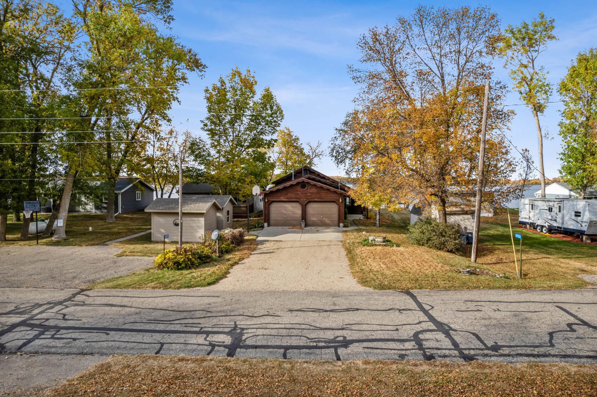1978 single family home for sale at 14220 Globstad Beach Road in Lake Park, MN — 3 bed, 2 bath (photo 35 of 43)