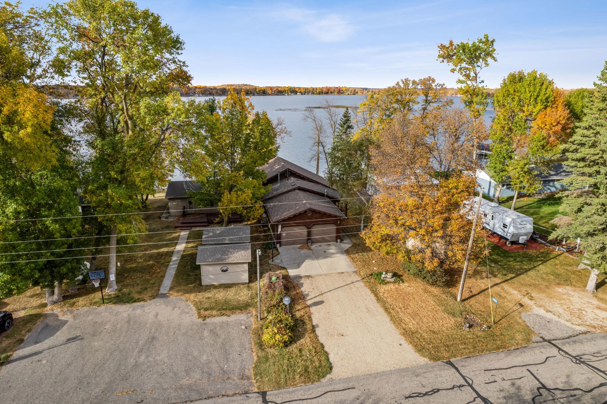 1978 single family home for sale at 14220 Globstad Beach Road in Lake Park, MN — 3 bed, 2 bath (photo 36 of 43)