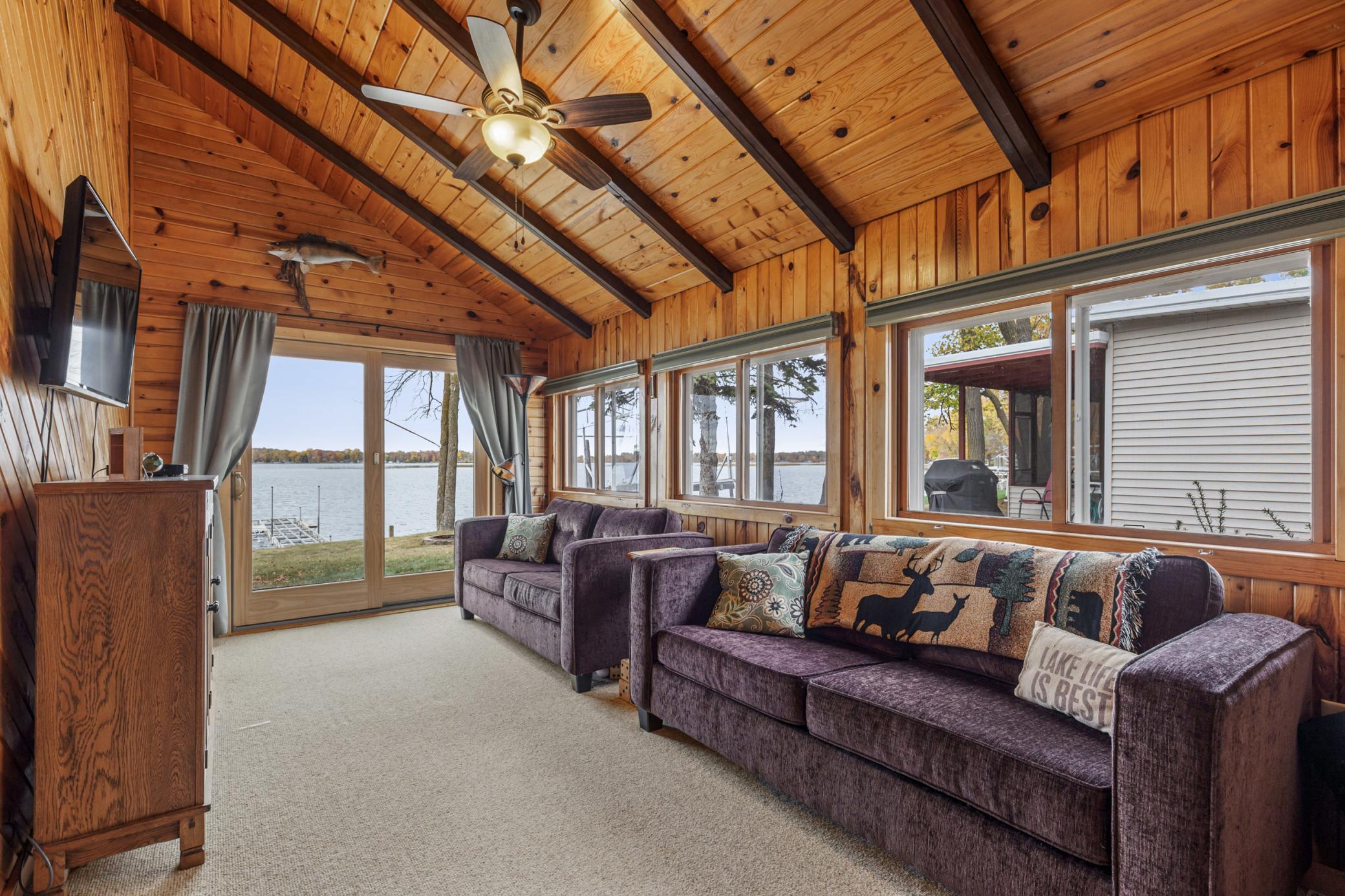 1978 single family home for sale at 14220 Globstad Beach Road in Lake Park, MN — 3 bed, 2 bath (photo 5 of 43)