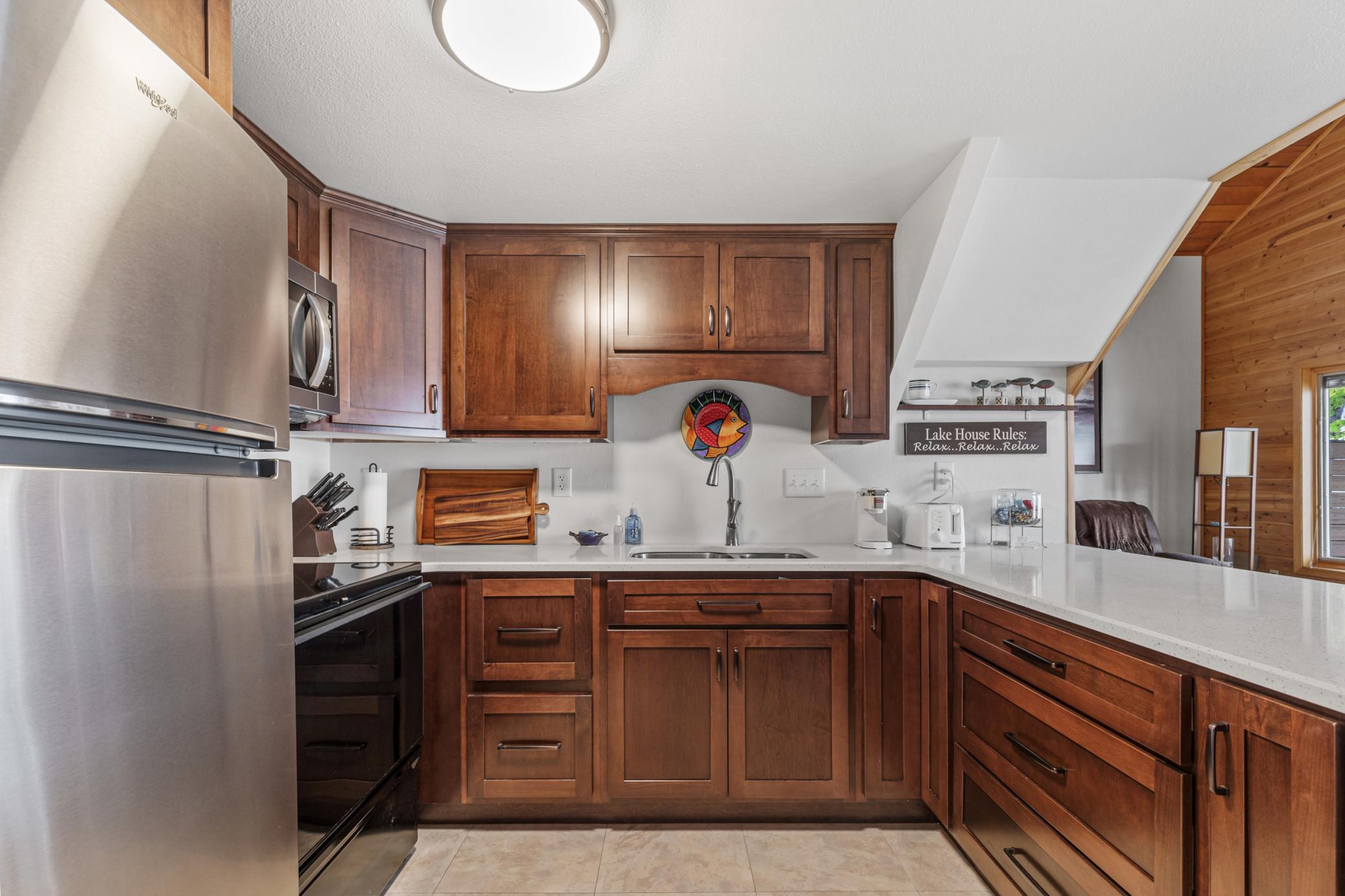1978 single family home for sale at 14220 Globstad Beach Road in Lake Park, MN — 3 bed, 2 bath (photo 8 of 43)