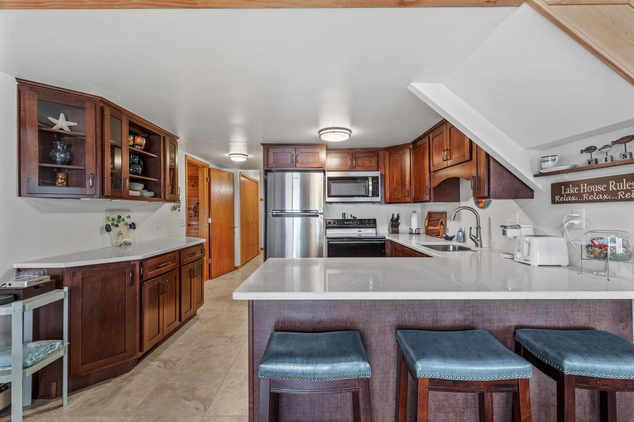 1978 single family home for sale at 14220 Globstad Beach Road in Lake Park, MN — 3 bed, 2 bath (photo 10 of 43)