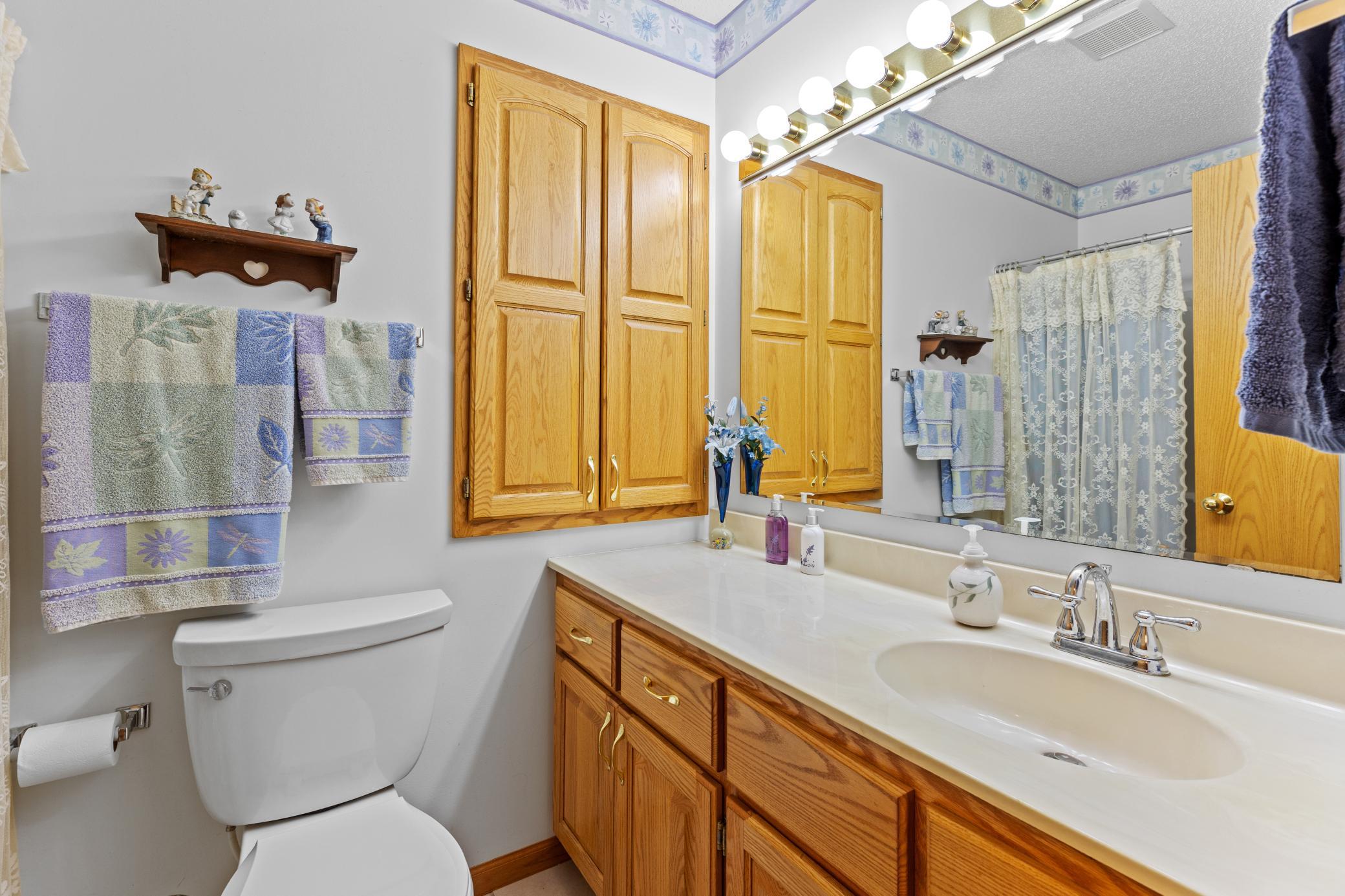 1996 single family home for sale at 2404 Woodridge Lane in Brainerd, MN — 3 bed, 2 bath (photo 19 of 25)