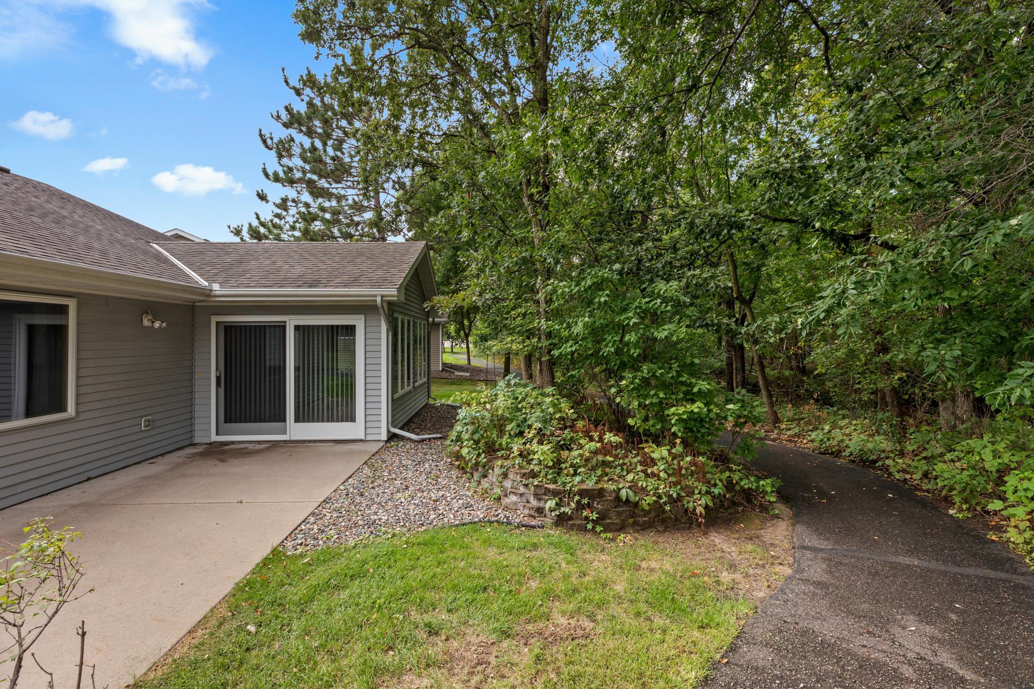 1996 single family home for sale at 2404 Woodridge Lane in Brainerd, MN — 3 bed, 2 bath (photo 21 of 25)