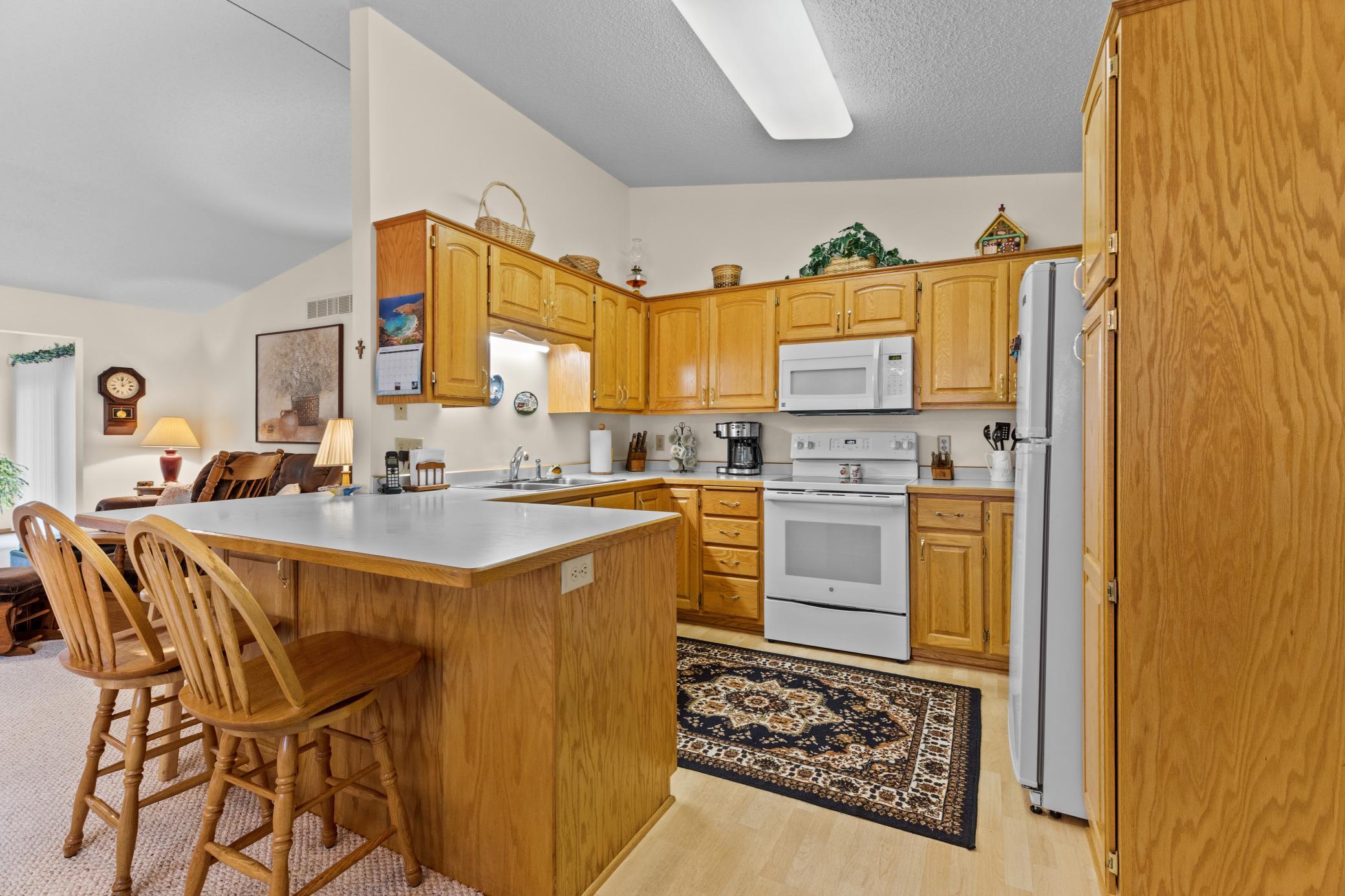 1996 single family home for sale at 2404 Woodridge Lane in Brainerd, MN — 3 bed, 2 bath (photo 4 of 25)