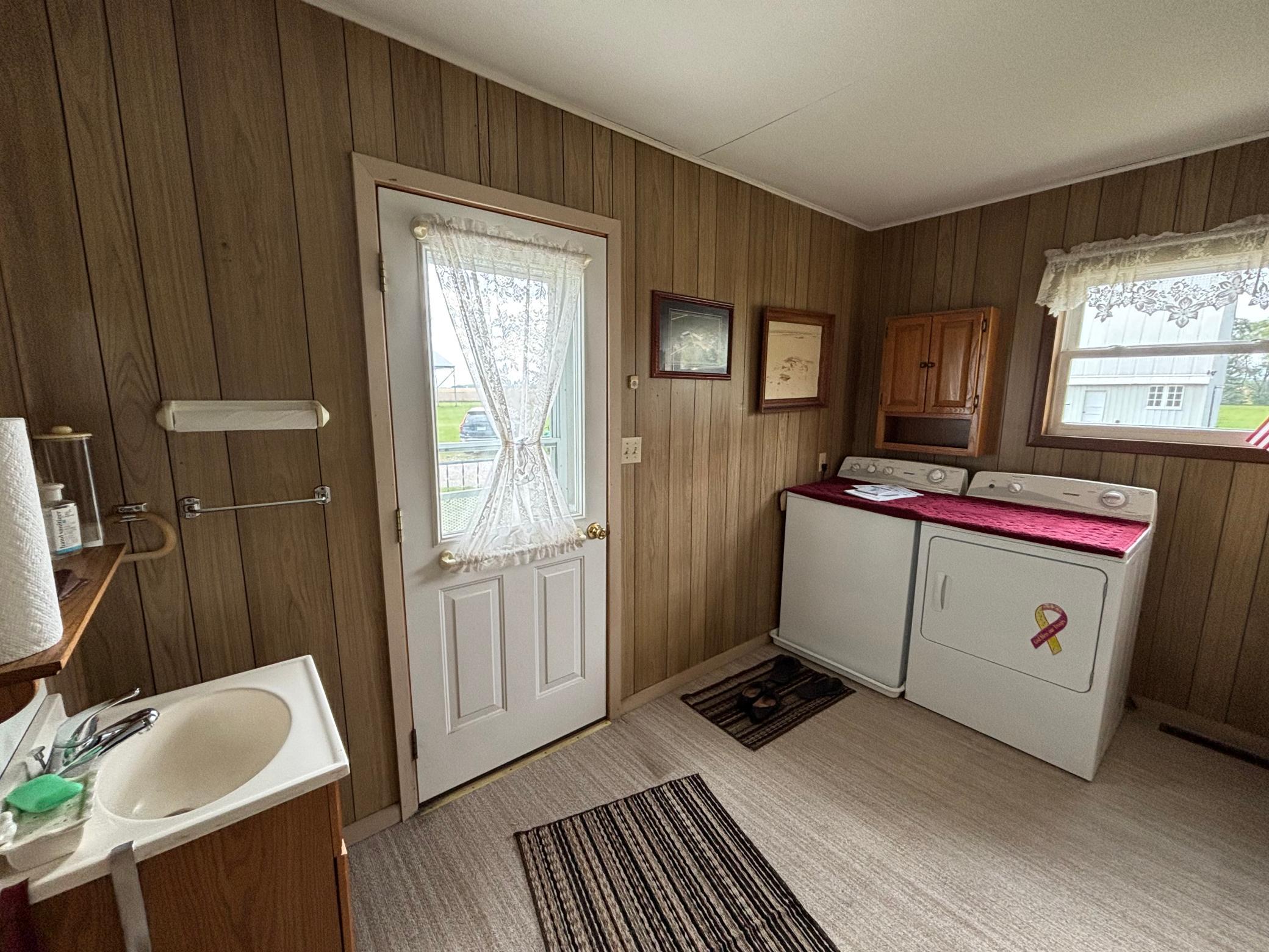 1930 single family home for sale at 18121 120th Avenue NE in Thief River Falls, MN — 3 bed, 1 bath (photo 11 of 41)