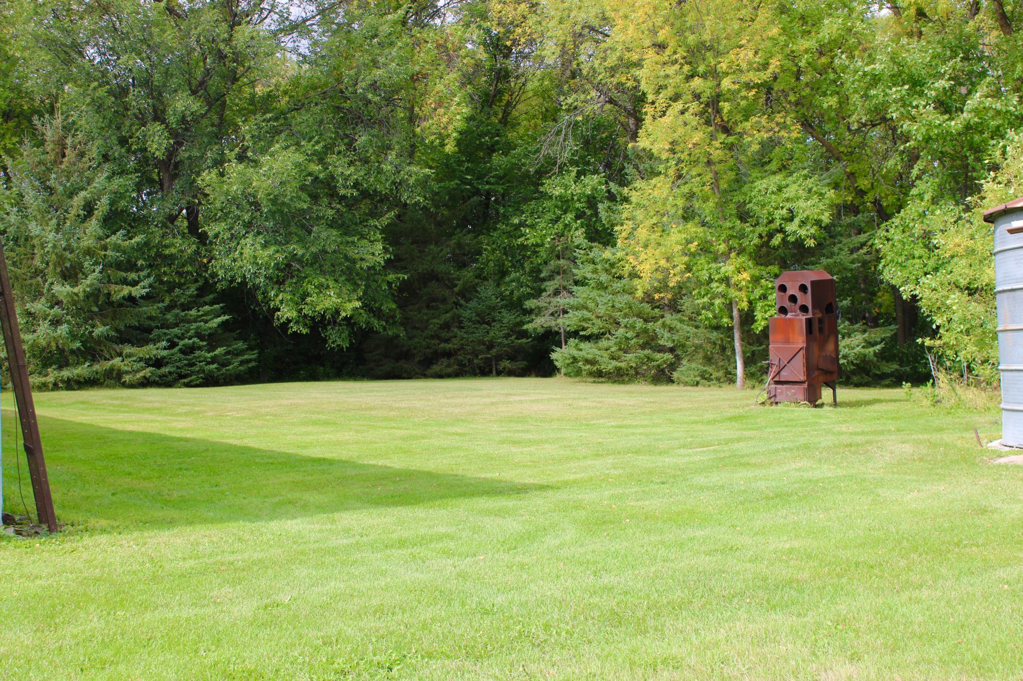 1930 single family home for sale at 18121 120th Avenue NE in Thief River Falls, MN — 3 bed, 1 bath (photo 38 of 41)