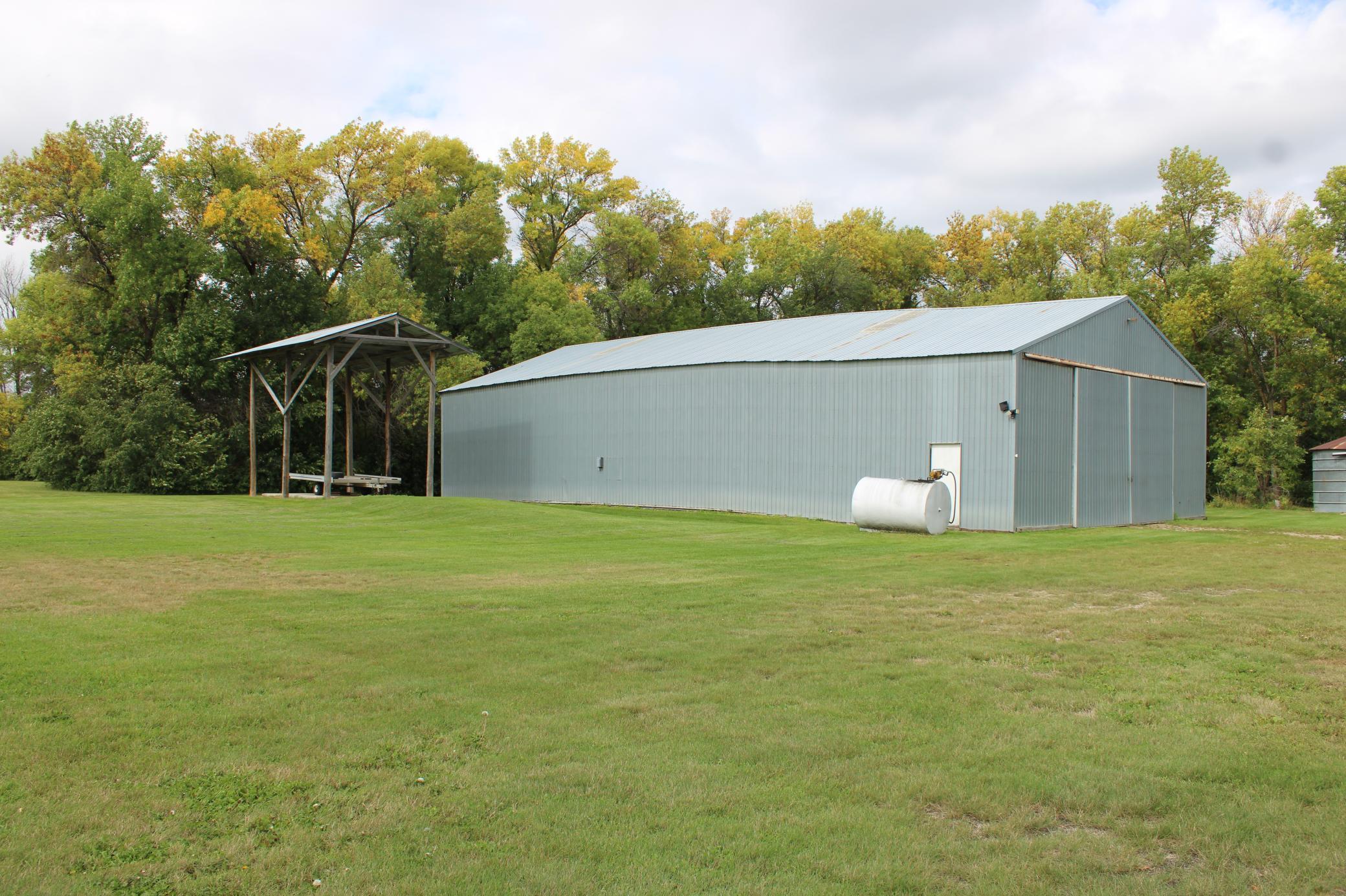 1930 single family home for sale at 18121 120th Avenue NE in Thief River Falls, MN — 3 bed, 1 bath (photo 7 of 41)