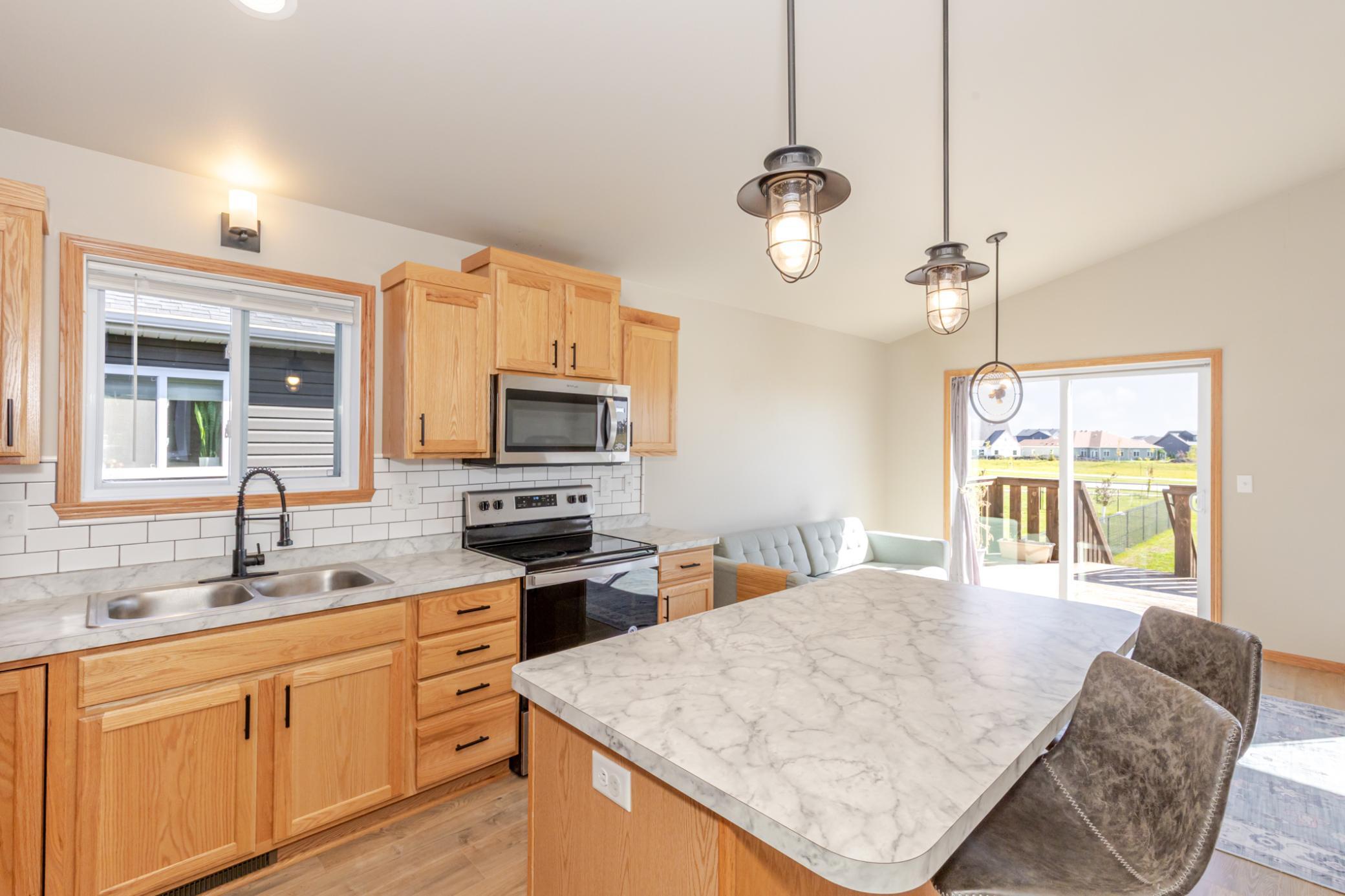 2020 single family home for sale at 3299 Maple Leaf Loop S in Fargo, ND — 3 bed, 2 bath (photo 19 of 44)