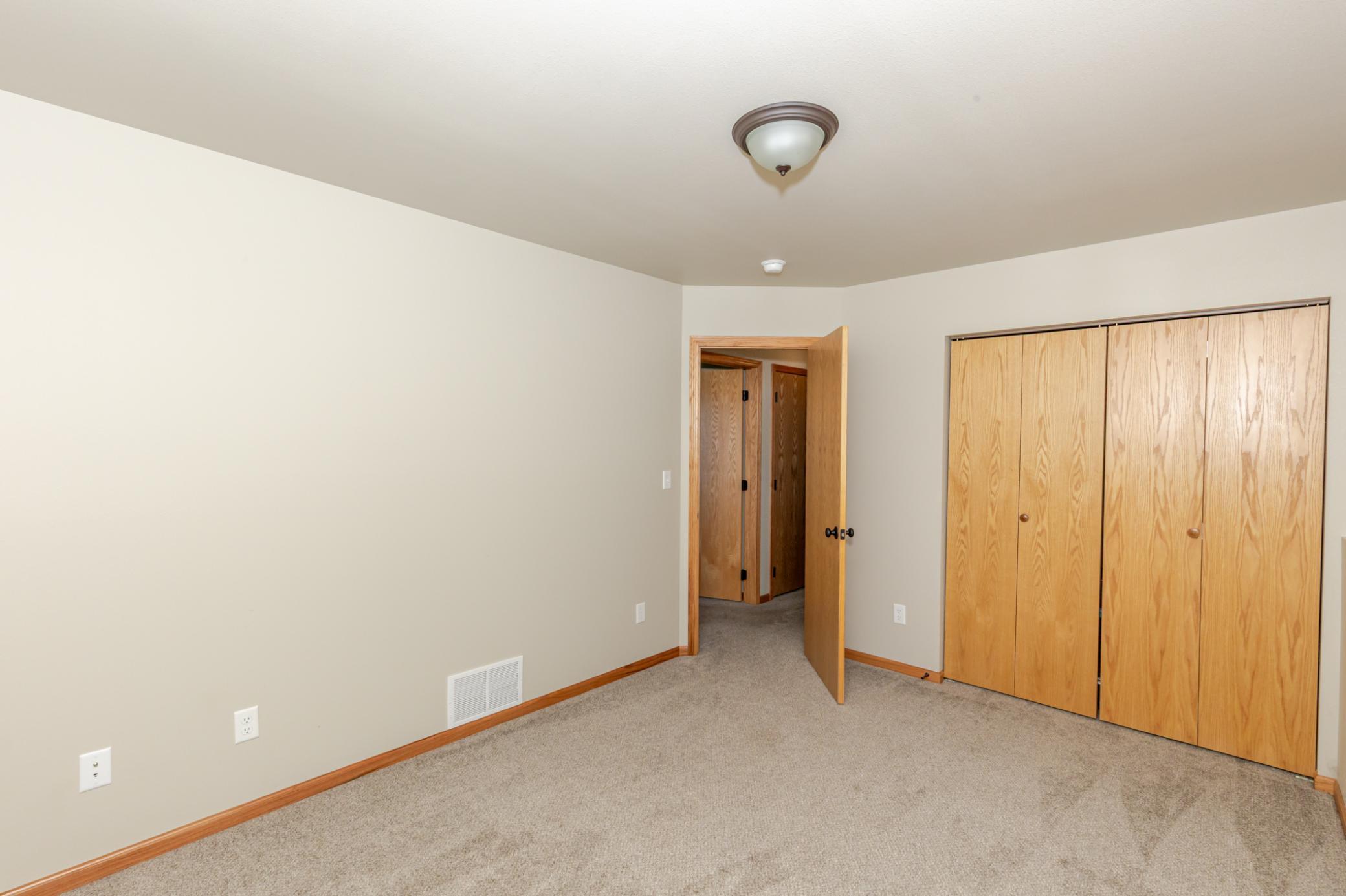 2020 single family home for sale at 3299 Maple Leaf Loop S in Fargo, ND — 3 bed, 2 bath (photo 34 of 44)