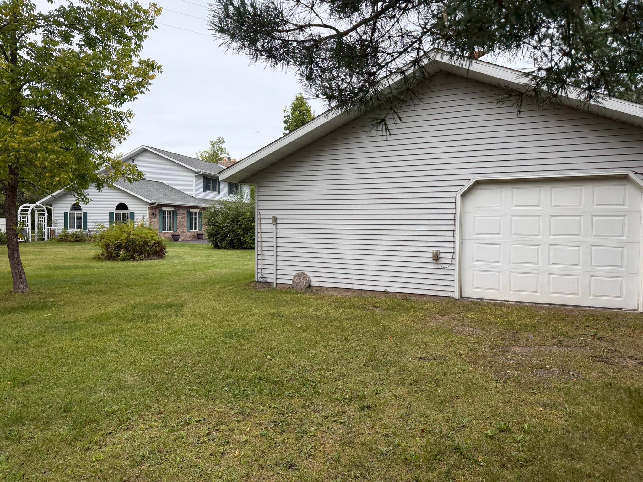 1995 single family home for sale at 30420 480th Street in Palisade, MN — 3 bed, 2 bath (photo 8 of 45)