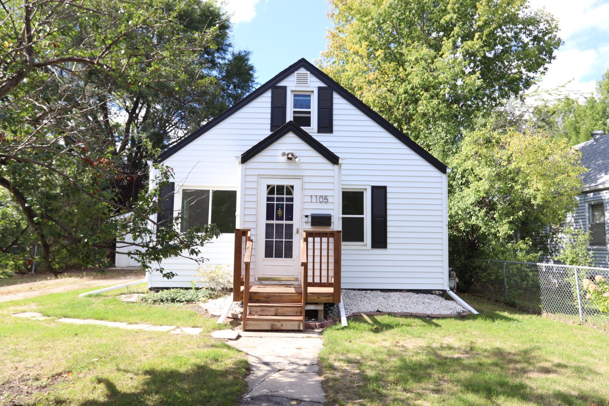 1936 single family home for sale at 1105 15th Street S in Fargo, ND — 2 bed, 1 bath
