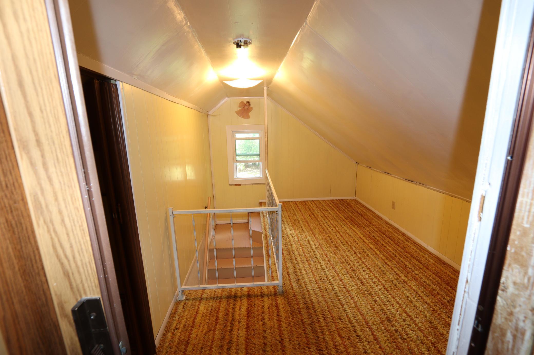 1936 single family home for sale at 1105 15th Street S in Fargo, ND — 2 bed, 1 bath (photo 18 of 36)