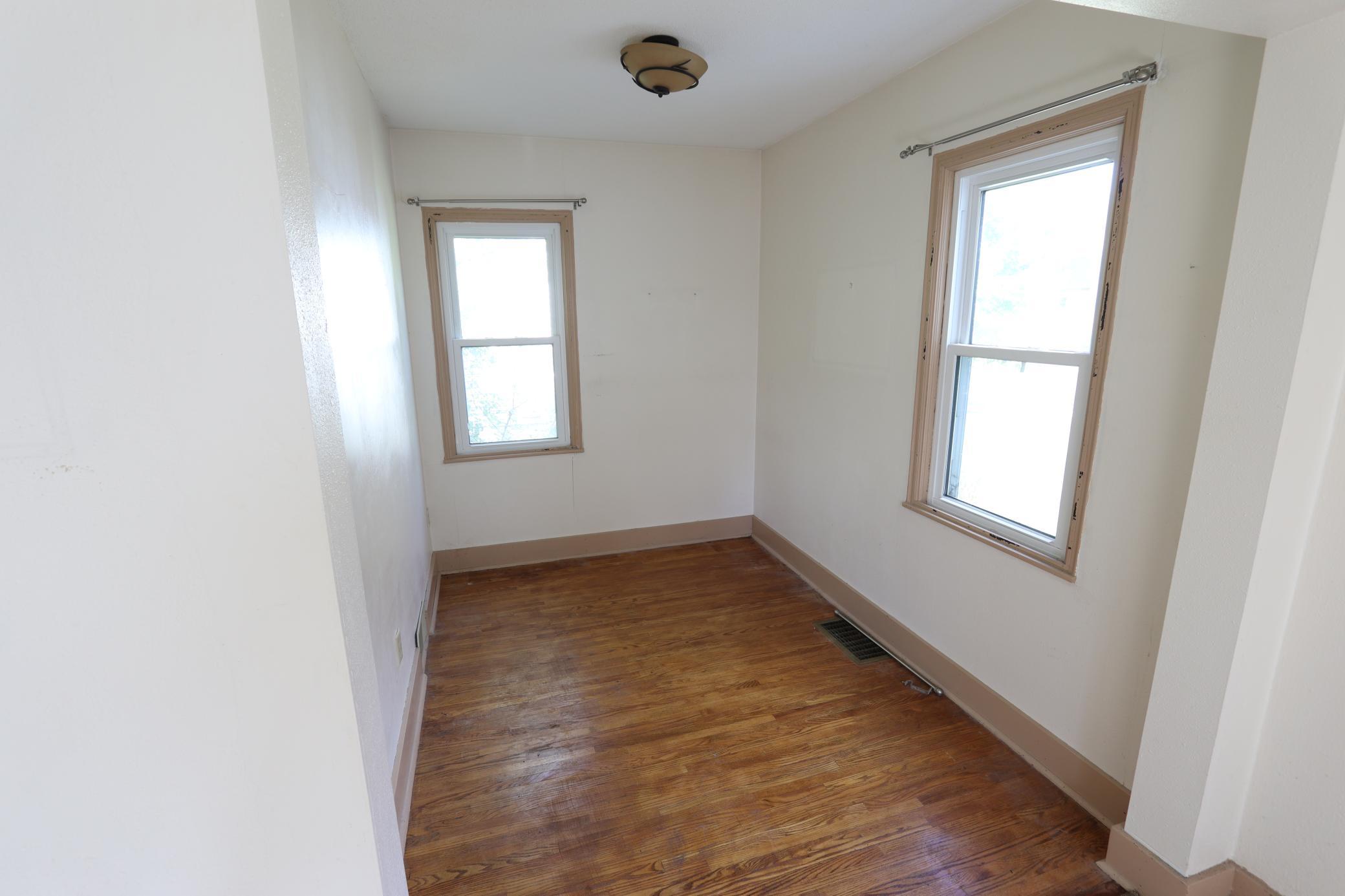 1936 single family home for sale at 1105 15th Street S in Fargo, ND — 2 bed, 1 bath (photo 6 of 36)