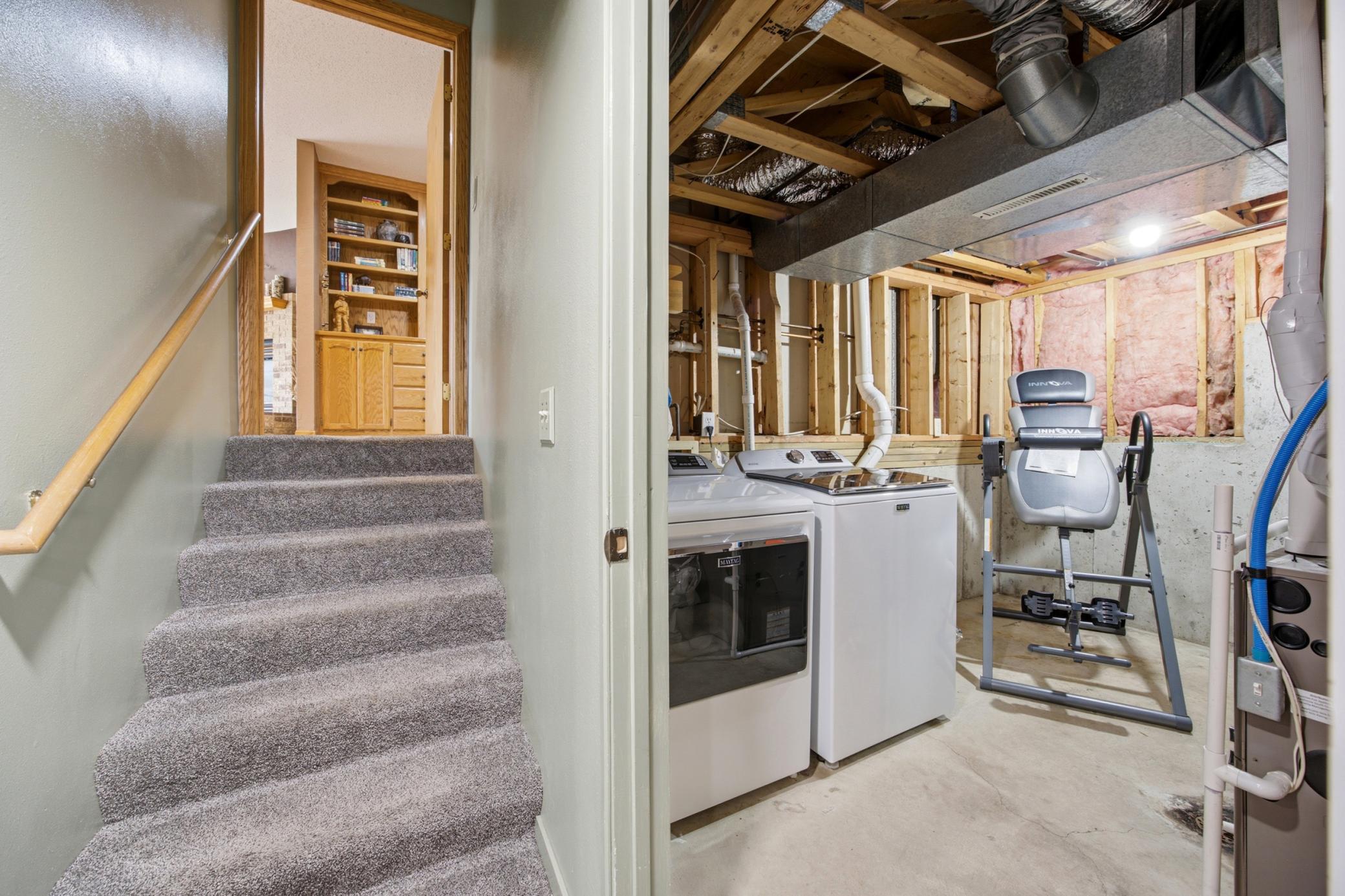 1994 single family home for sale at 1709 33 1/2 Street S in Moorhead, MN — 4 bed, 2 bath (photo 23 of 34)