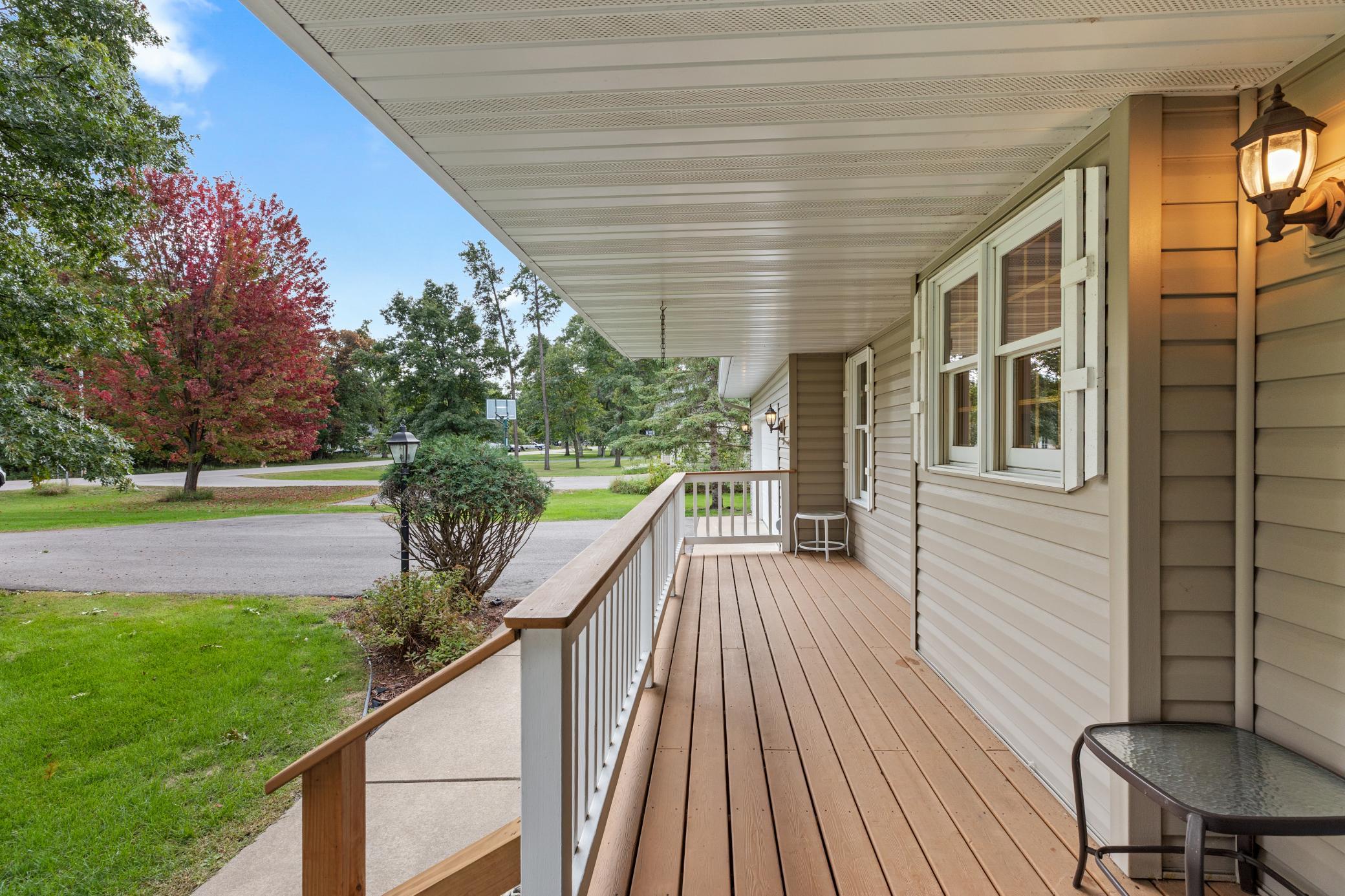 2000 single family home for sale at 13867 Knollwood Drive in Baxter, MN — 4 bed, 4 bath (photo 4 of 37)