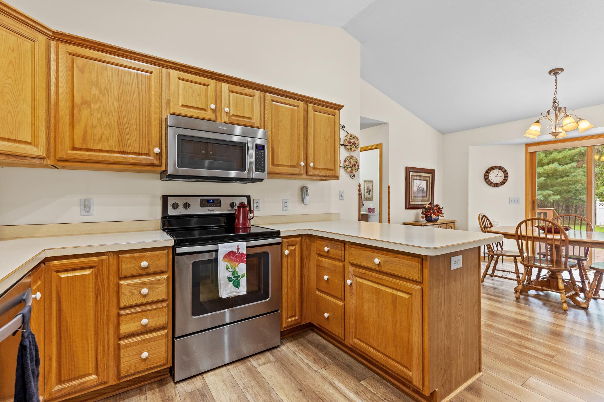2000 single family home for sale at 13867 Knollwood Drive in Baxter, MN — 4 bed, 4 bath (photo 6 of 37)