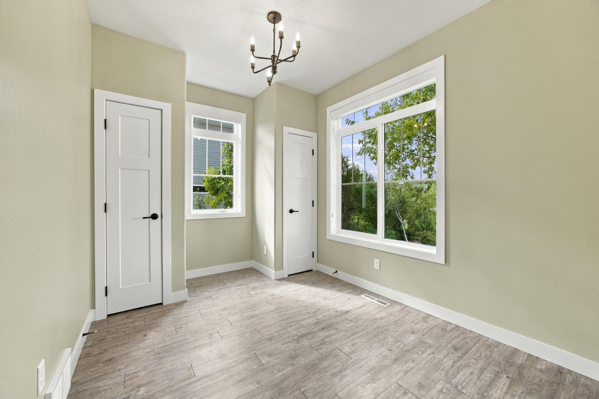 2017 single family home for sale at 6016 Autumn Drive S in Fargo, ND — 4 bed, 3 bath (photo 20 of 43)