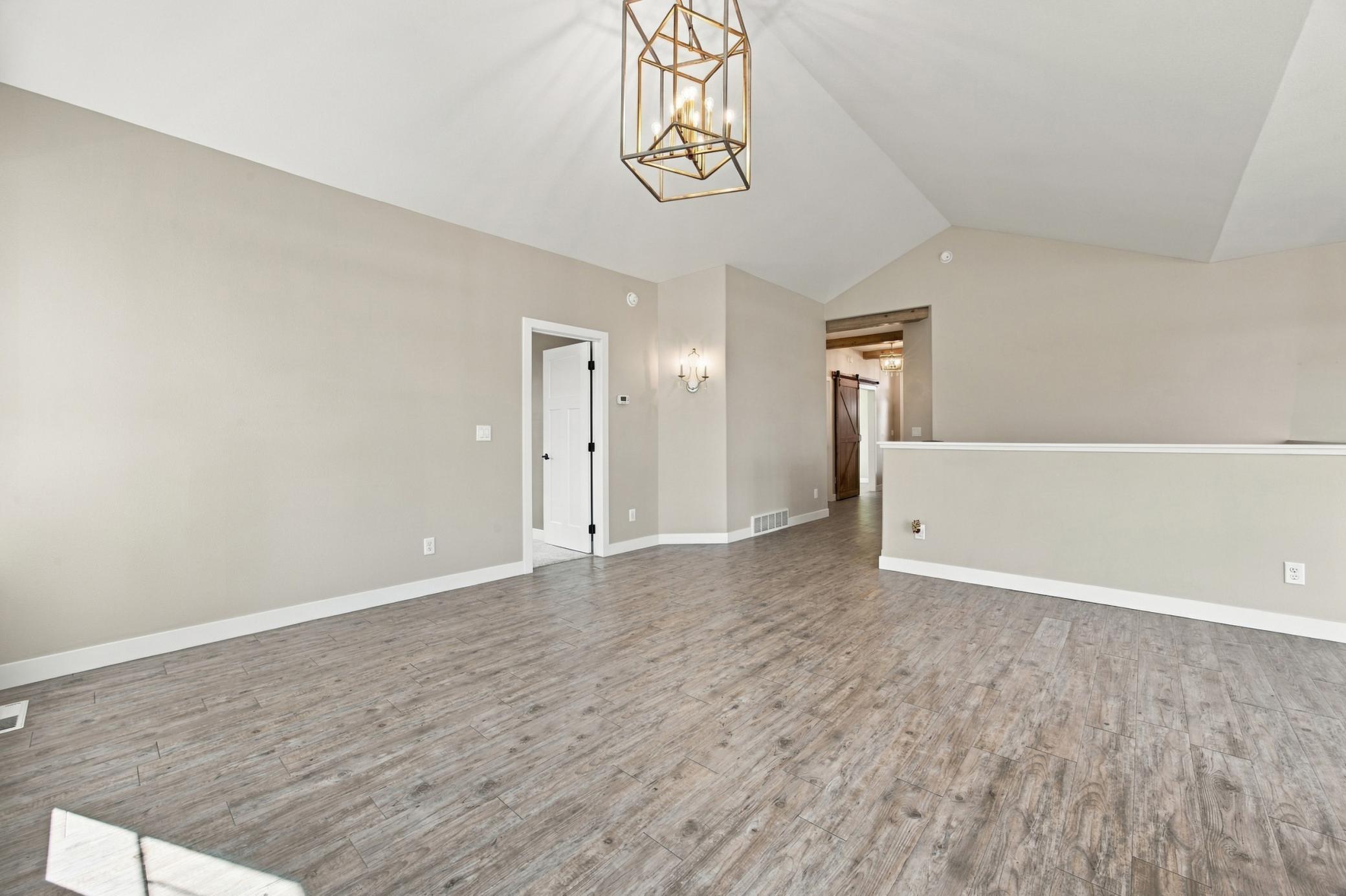 2017 single family home for sale at 6016 Autumn Drive S in Fargo, ND — 4 bed, 3 bath (photo 7 of 43)