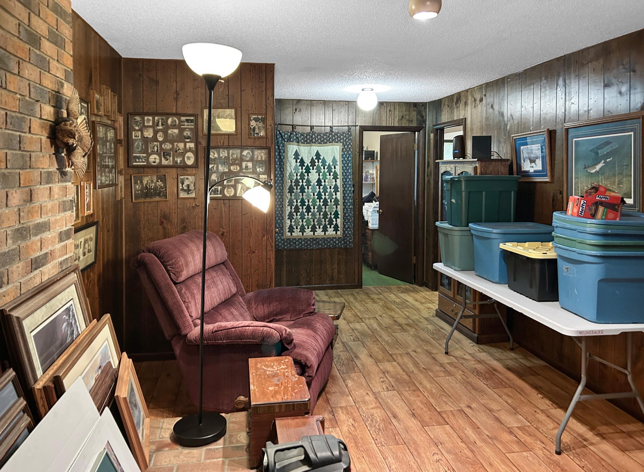 1974 single family home for sale at 814 10th Street SW in Wadena, MN — 4 bed, 2 bath (photo 22 of 26)