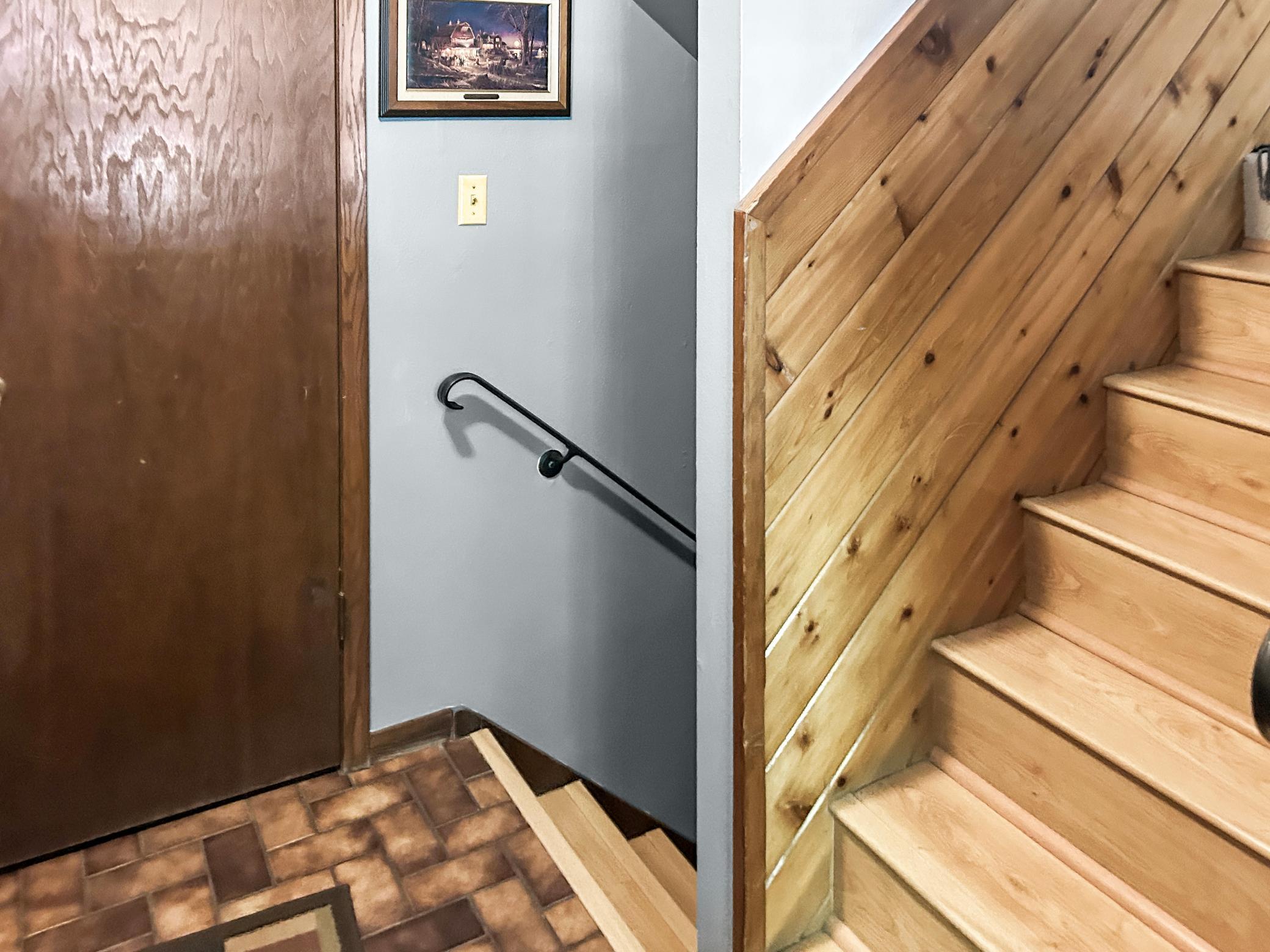 1974 single family home for sale at 814 10th Street SW in Wadena, MN — 4 bed, 2 bath (photo 5 of 26)
