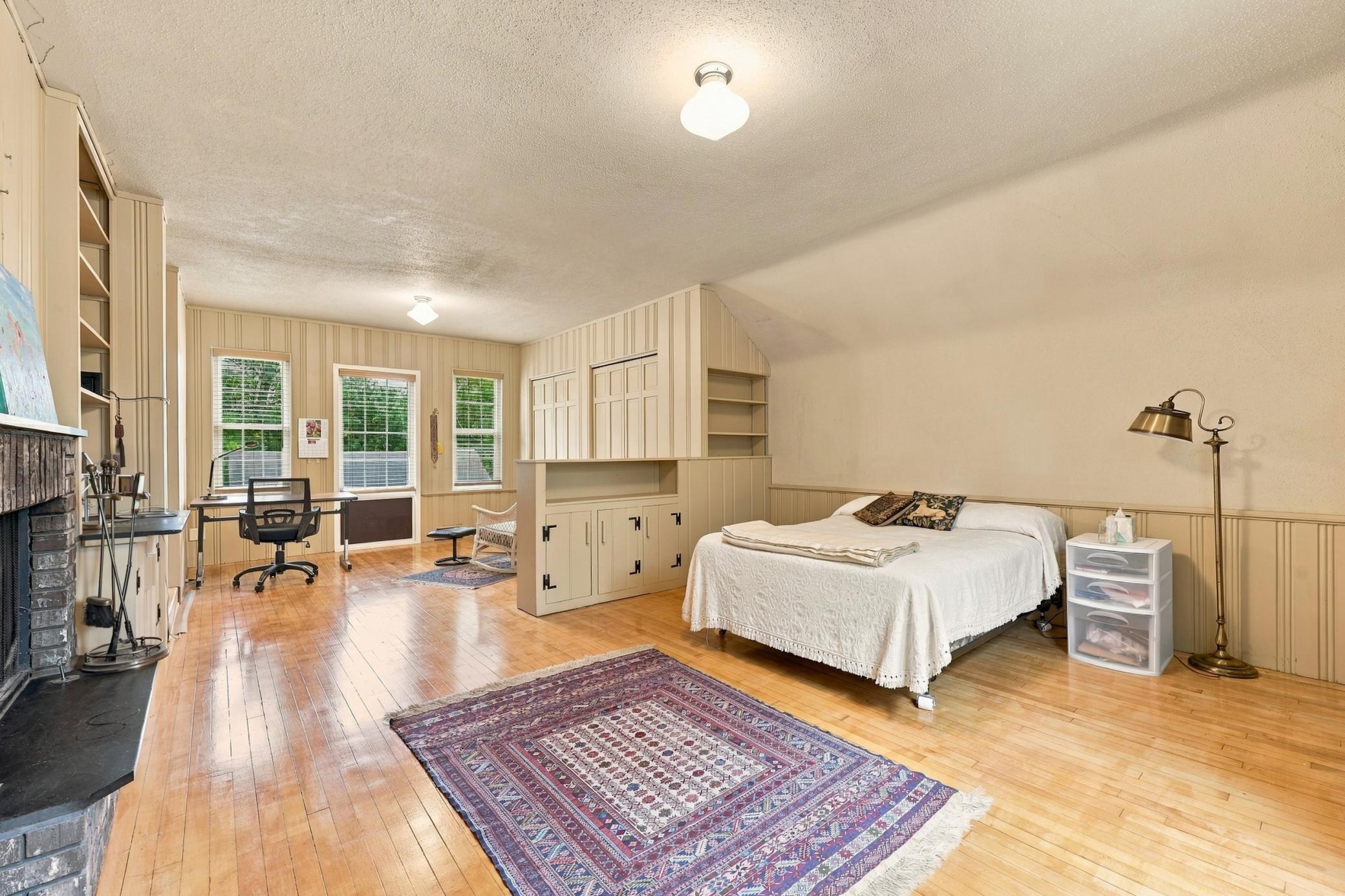 1897 single family home for sale at 1332 5th Avenue S in Fargo, ND — 4 bed, 4 bath (photo 24 of 40)