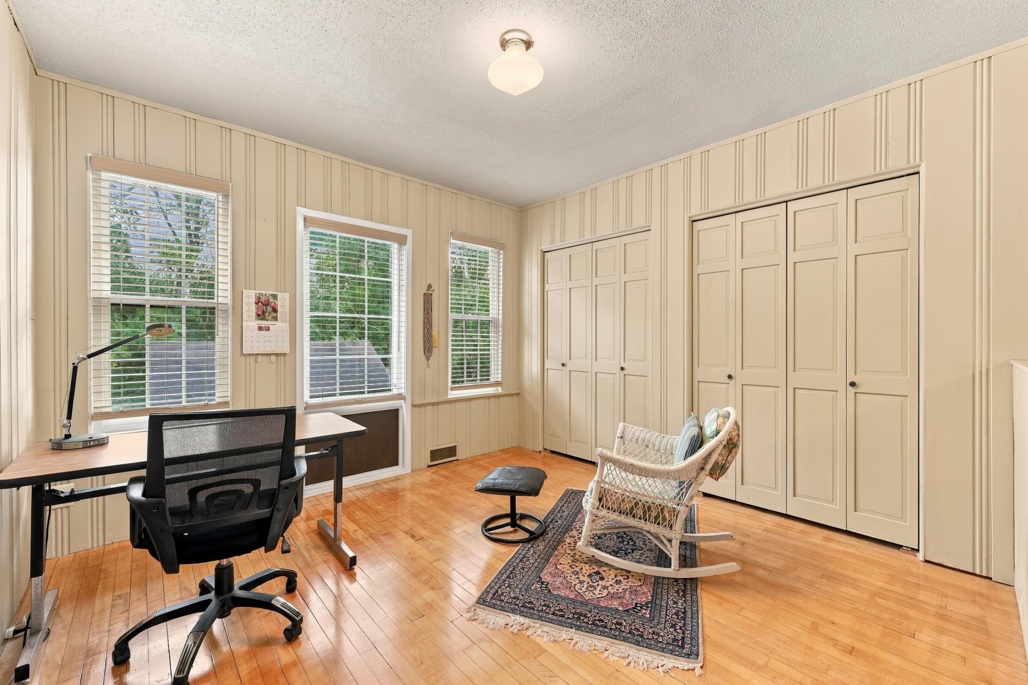 1897 single family home for sale at 1332 5th Avenue S in Fargo, ND — 4 bed, 4 bath (photo 26 of 40)